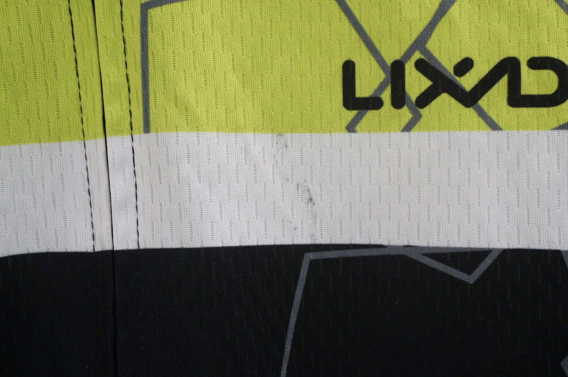 LIXADA Mサイズ メンズ ジャージ / 福岡店