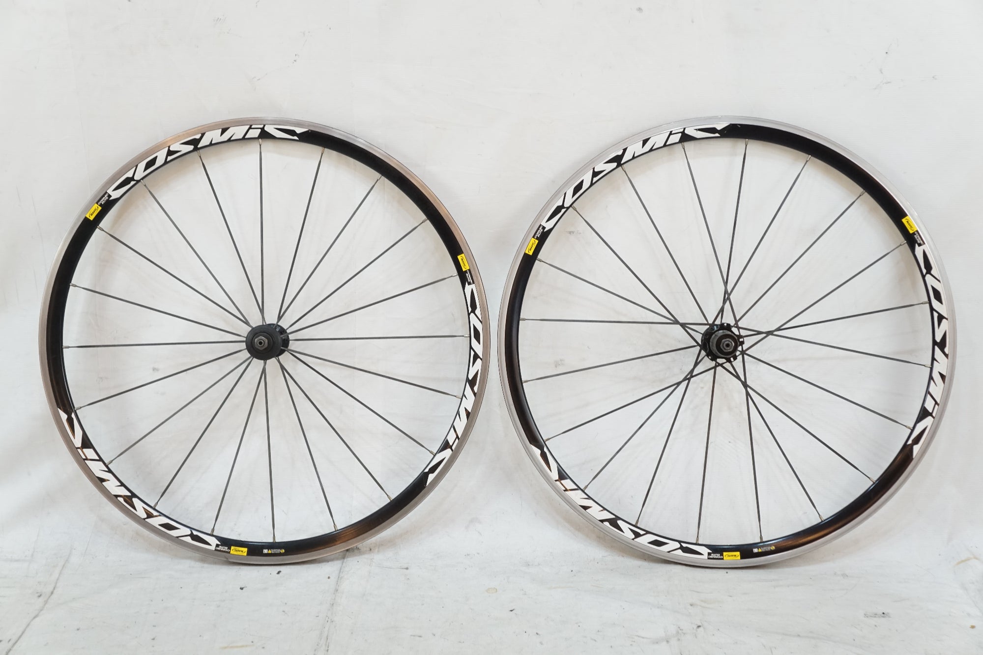 MAVIC 「マビック」 COSMIC ELITE シマノ11速 ホイールセット / バイチャリ浦和ベース