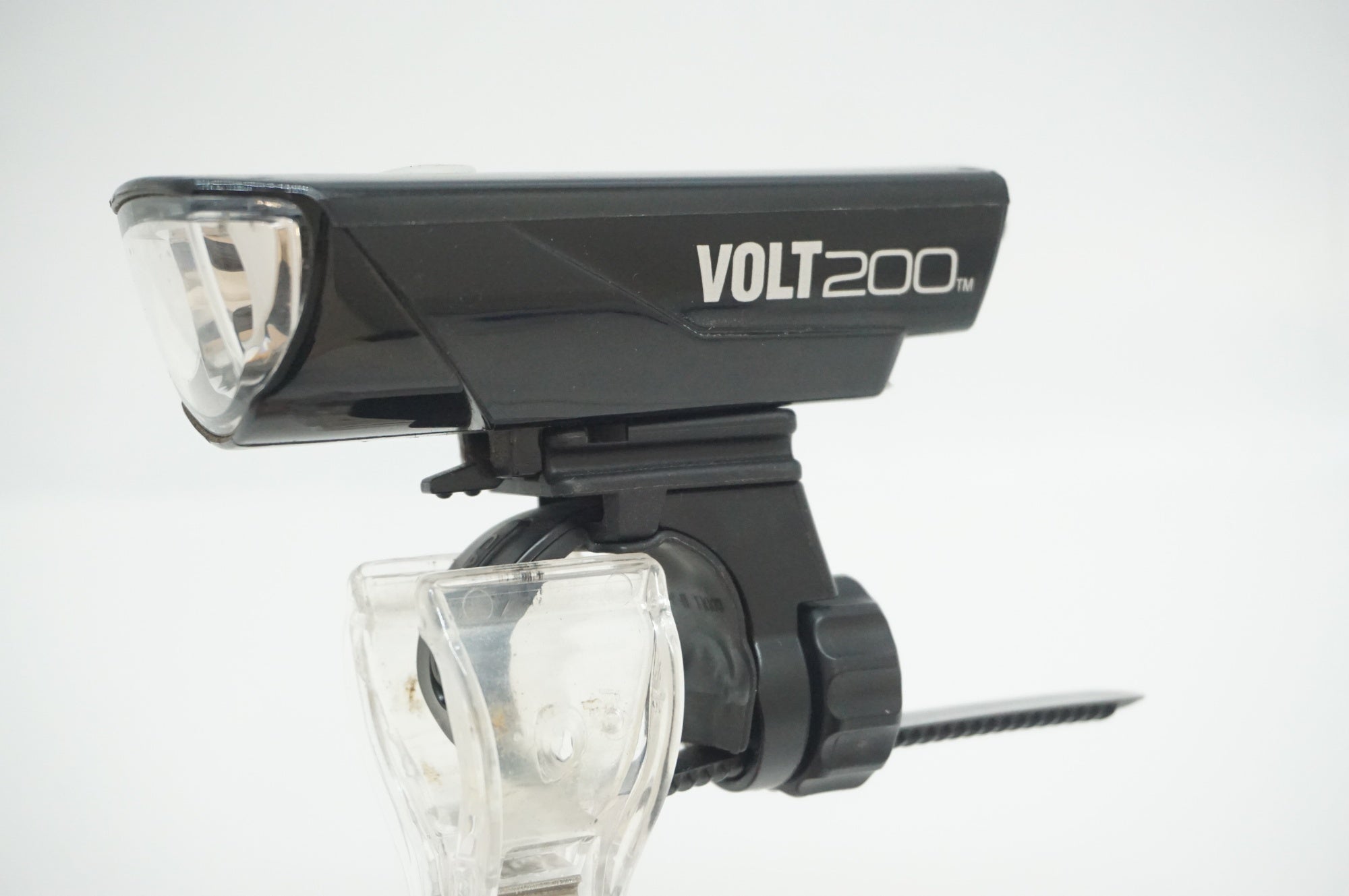 CATEYE 「キャットアイ」 VOLT200 フロントライト / 福岡店