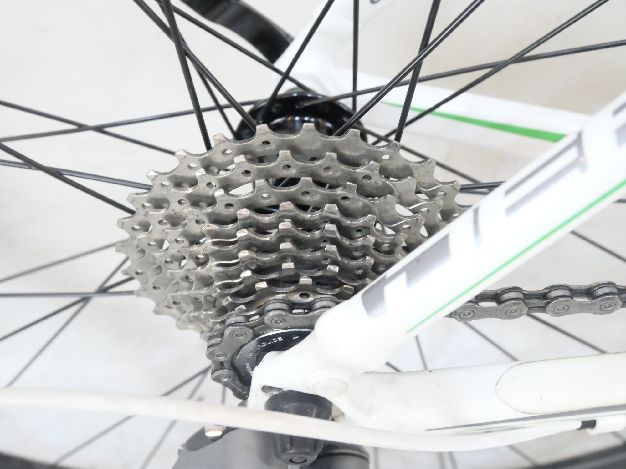 GIANT 「ジャイアント」 DEFY2 2012年モデル ロードバイク / バイチャリ浦和ベース