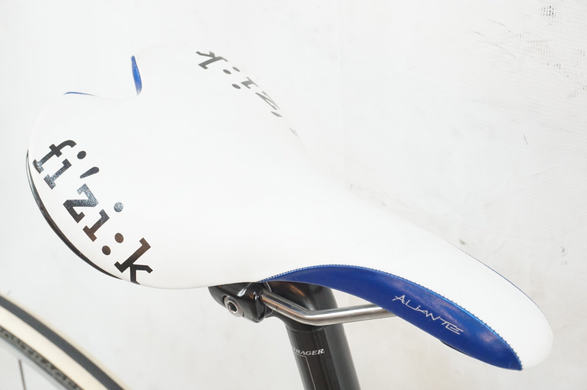 TREK 「トレック」 MADONE2.1 2014年モデル ロードバイク / 浦和ベース