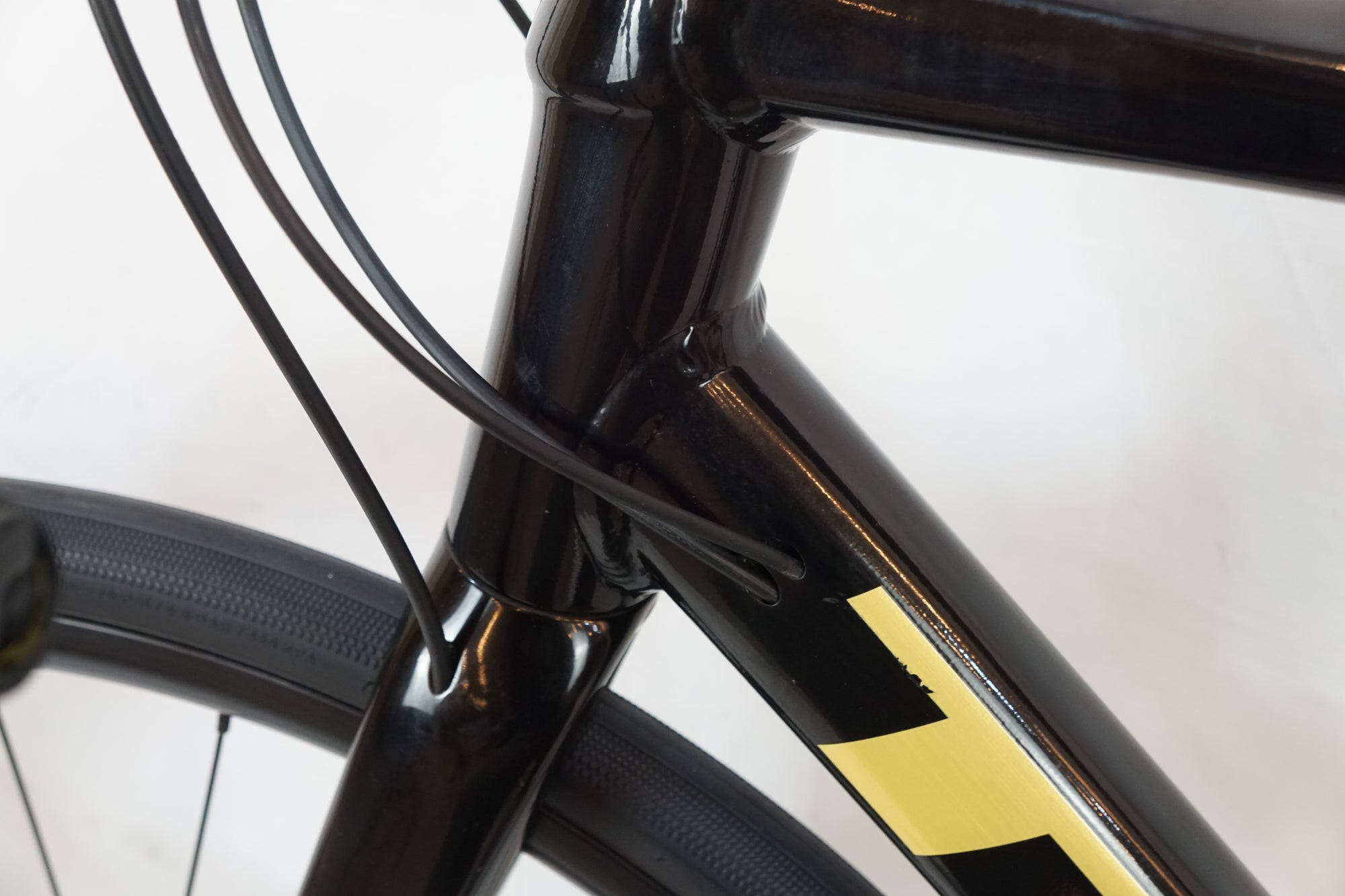 TREK 「トレック」 DOMANE AL2 DISC 2021年モデル ロードバイク / バイチャリ浦和ベース