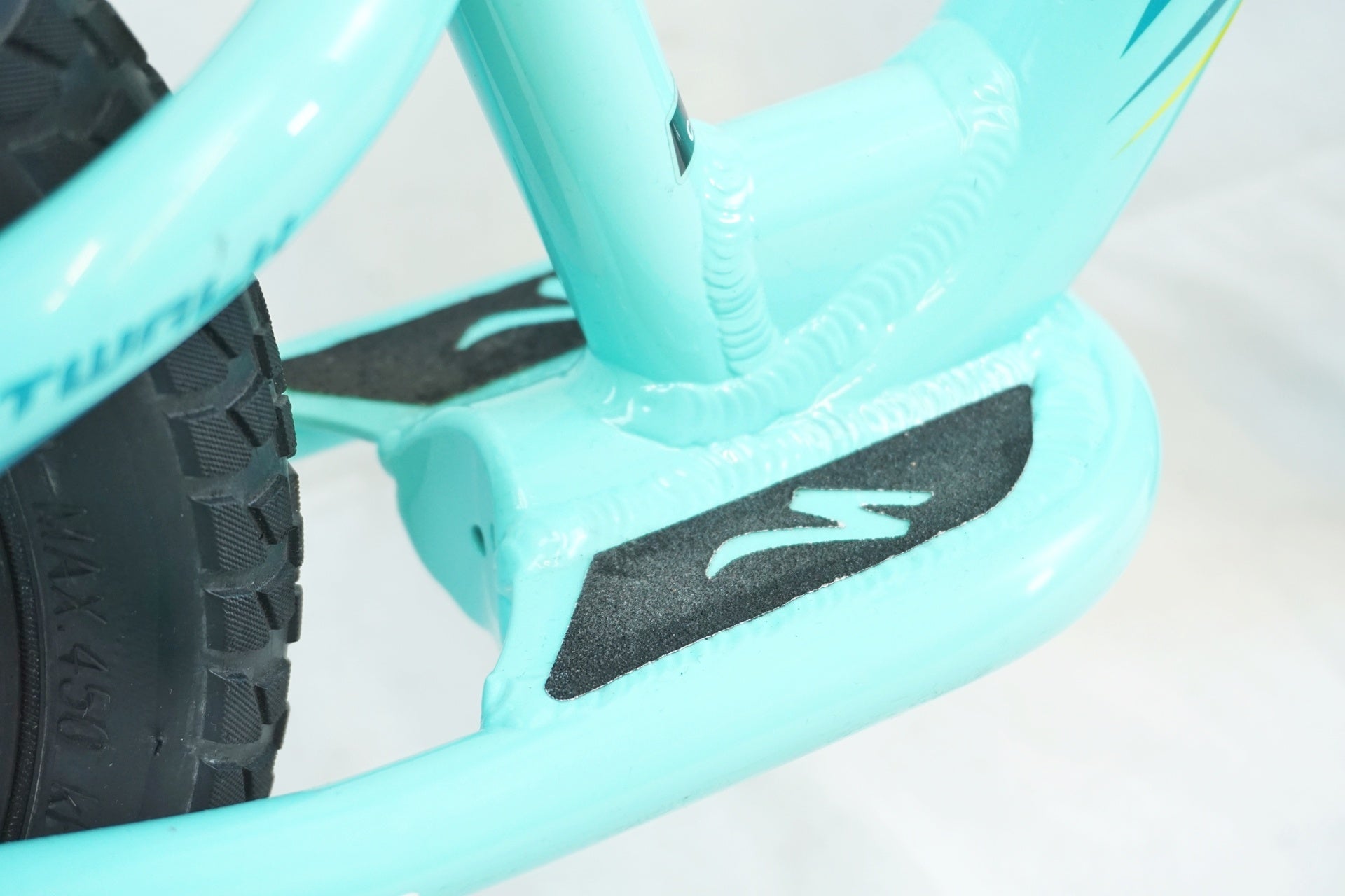 SPECIALIZED 「スペシャライズド」 HOTWALK 2016年モデル キッズバイク / 有明ガーデン店