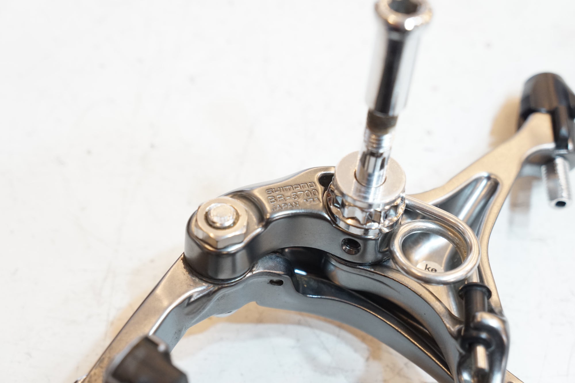 SHIMANO 「シマノ」 105 BR-5700 ブレーキキャリパーセット