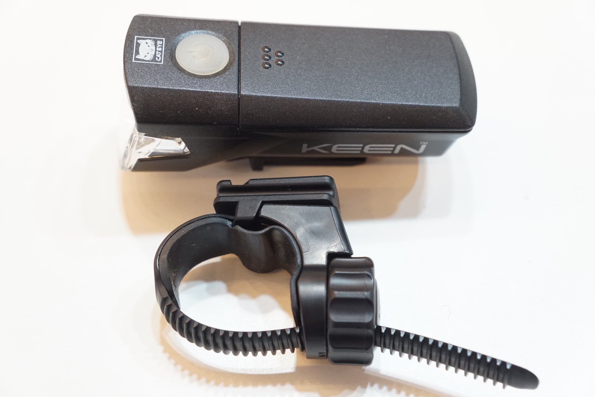 CATEYE 「キャットアイ」 KEEN HL-EL370 フロントライト / バイチャリ浦和ベース