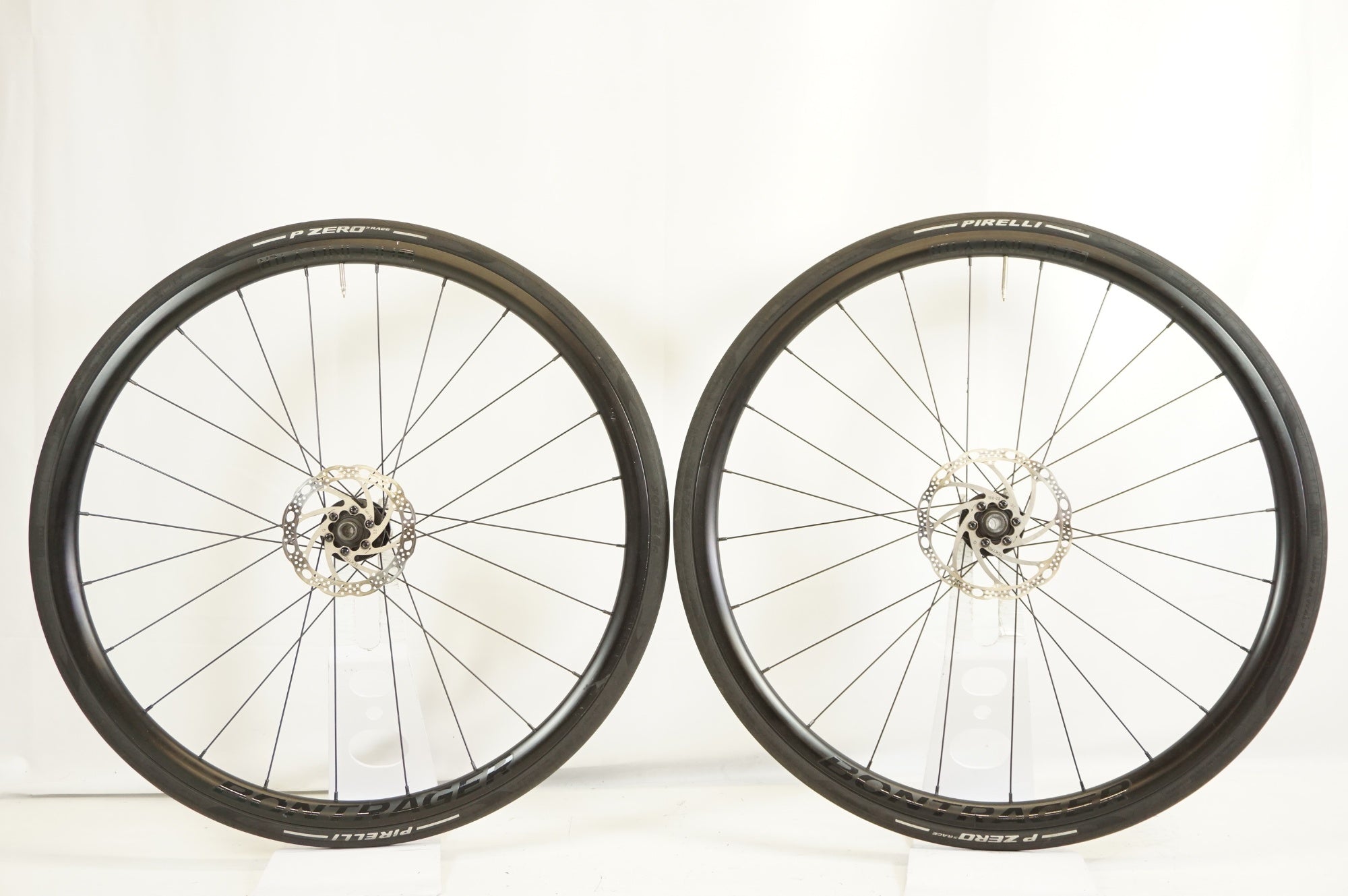 ボントレガー Affinity TLR ホイール タイヤ、ディスクローター付 BONTRAGER 「ボントレガー」 AFFINITY TLR DISC SHIMANO11速