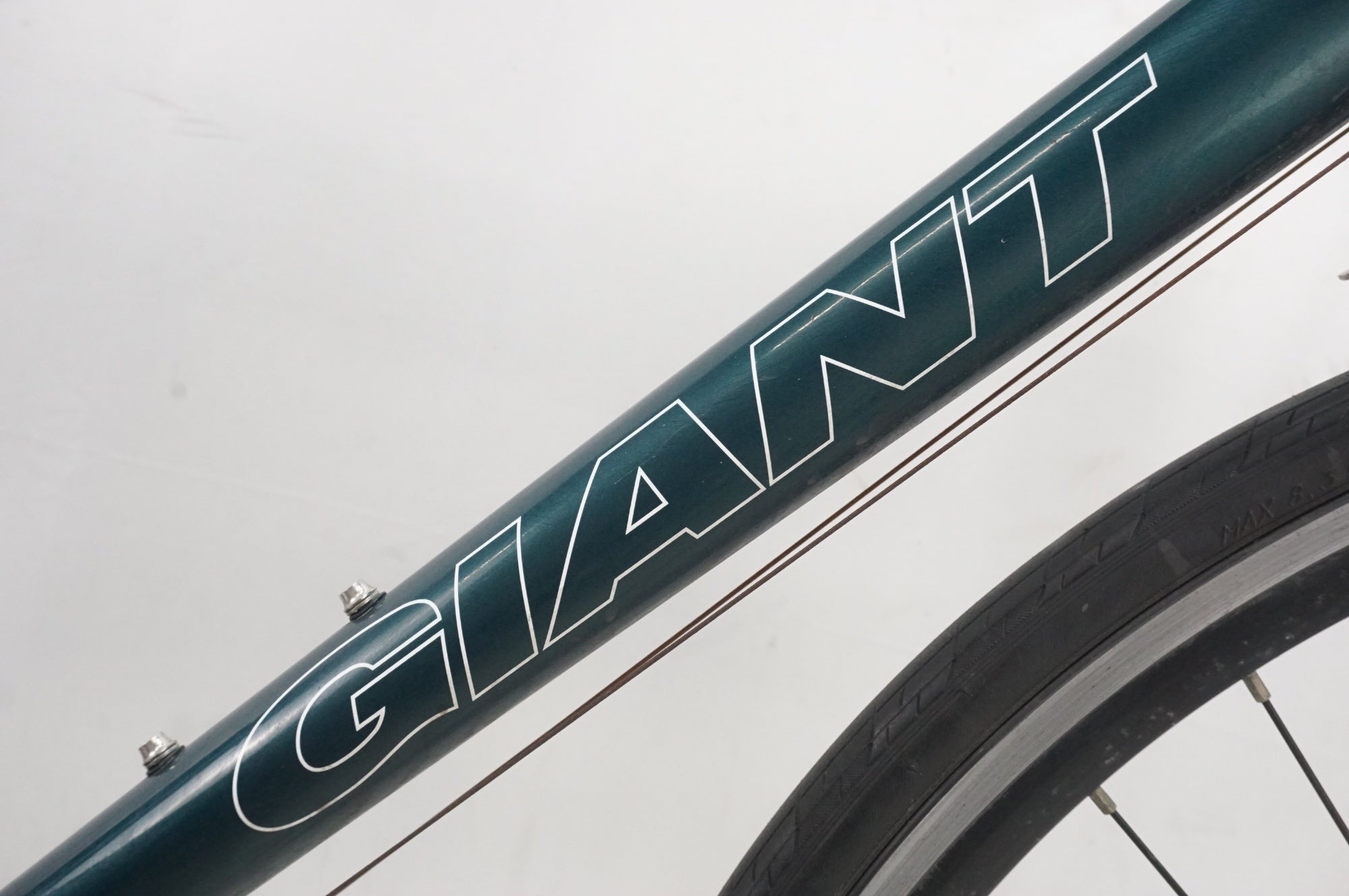 ジャンク GIANT 「ジャイアント」 ESCAPE R3 2010年モデル クロス