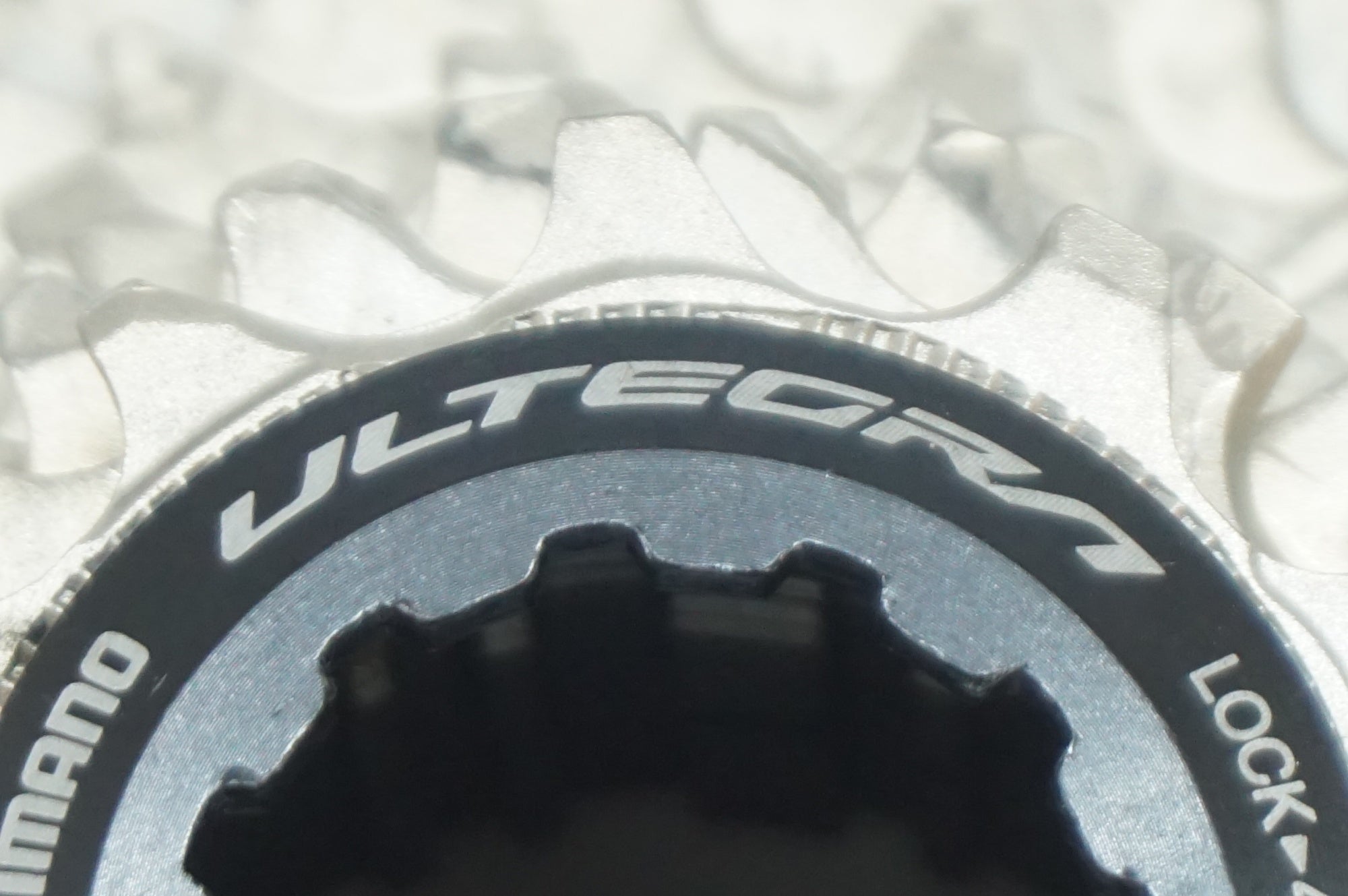 SHIMANO 「シマノ」 ULTEGRA CS-R8101 11-30T スプロケット / 福岡店