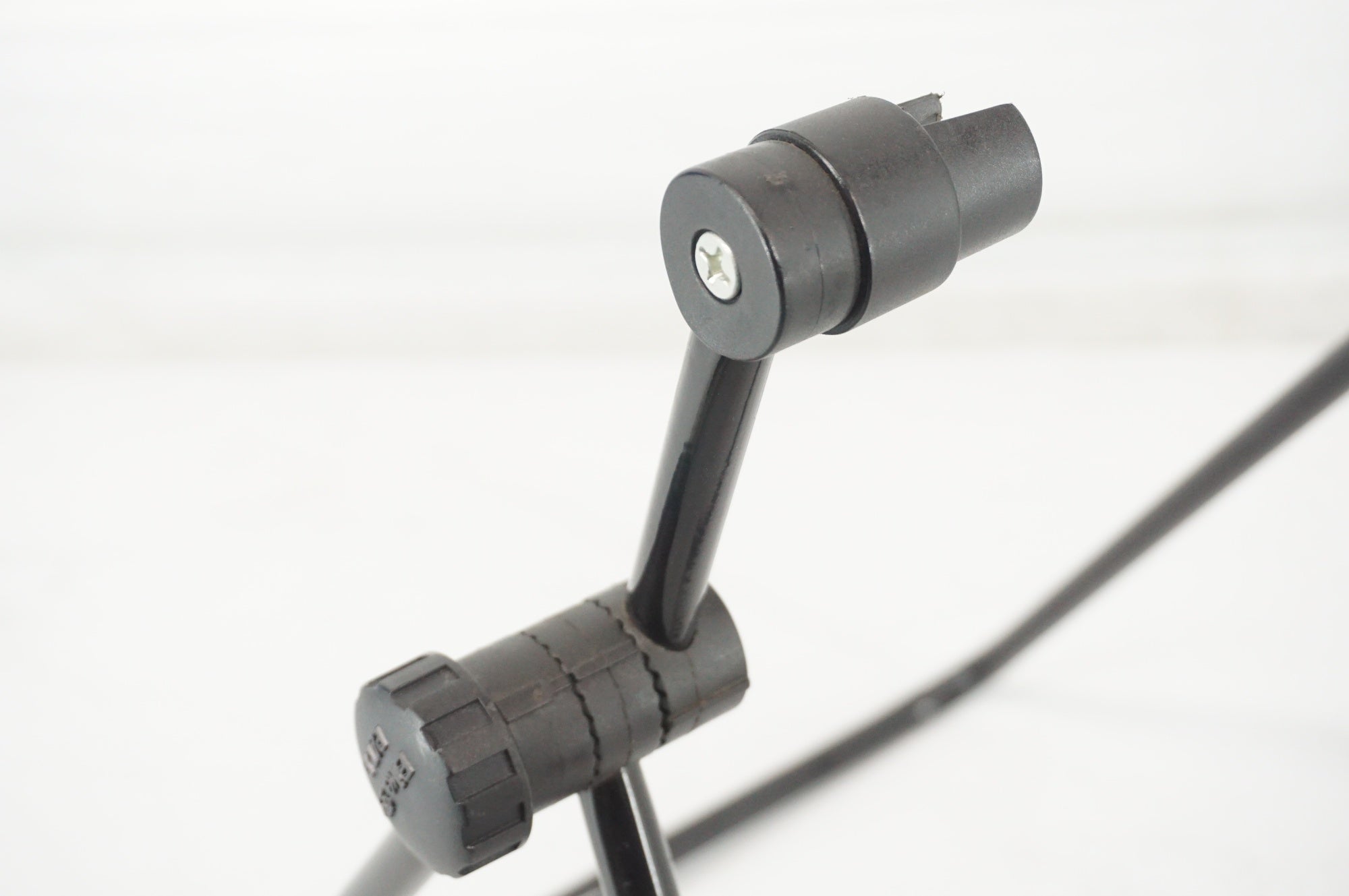 BIKEGUY 「バイクガイ」 ハブスタンド / 阪急塚口店