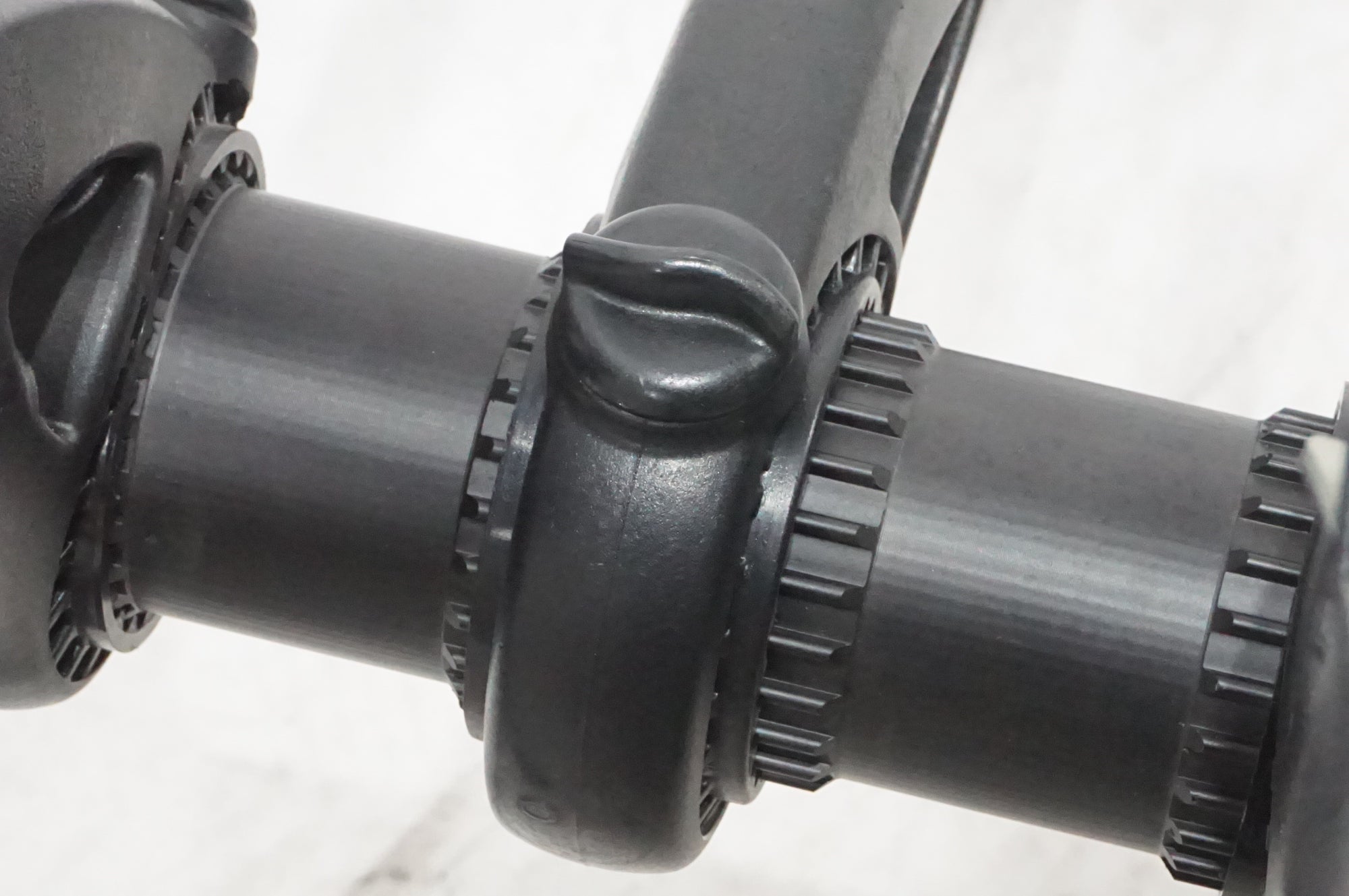 TERZO 「テルッツォ」 EC16BK サイクルキャリア / AKIBA店