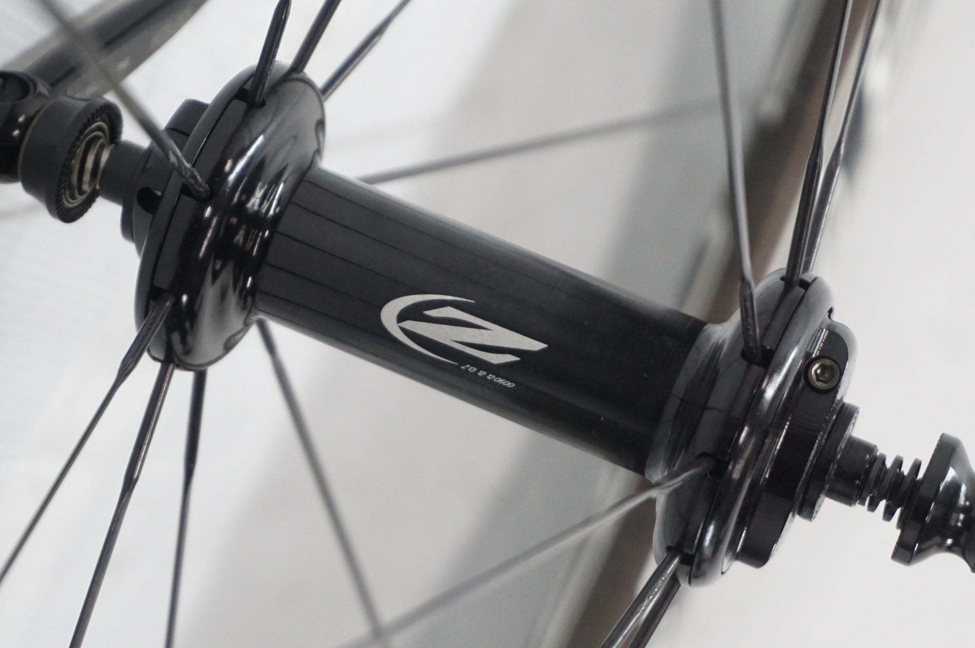 ZIPP 「ジップ」 303 FIRECREST シマノ11速 カーボンホイールセット / 阪急塚口店