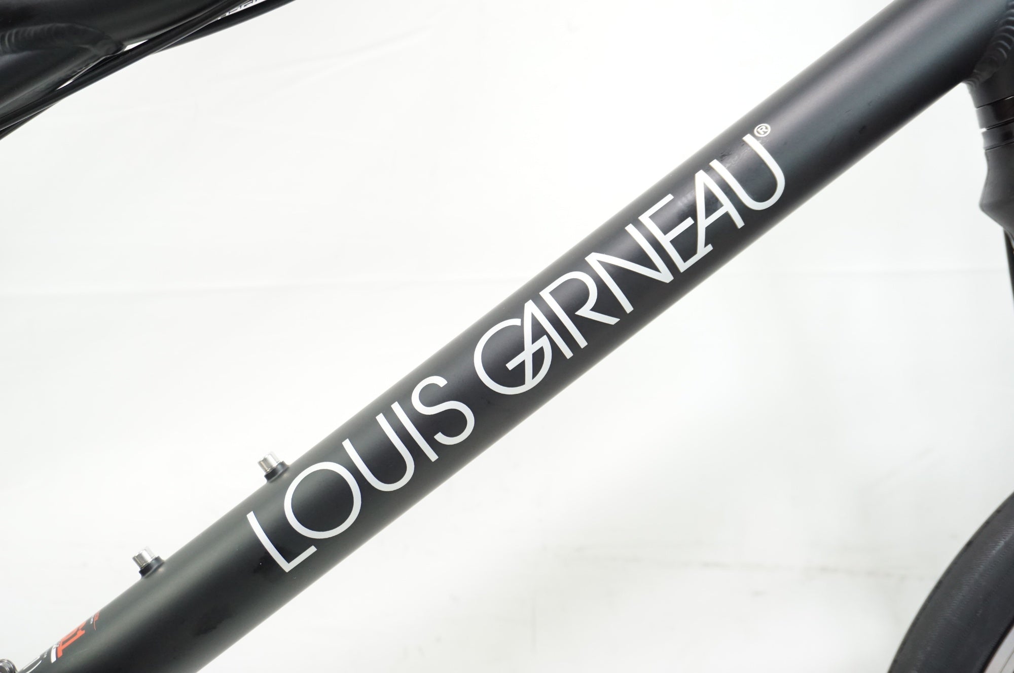 LOUIS GARNEAU 「ルイガノ」 EASEL 9.0 2024年モデル 20インチ ミニベロ / 中目黒店