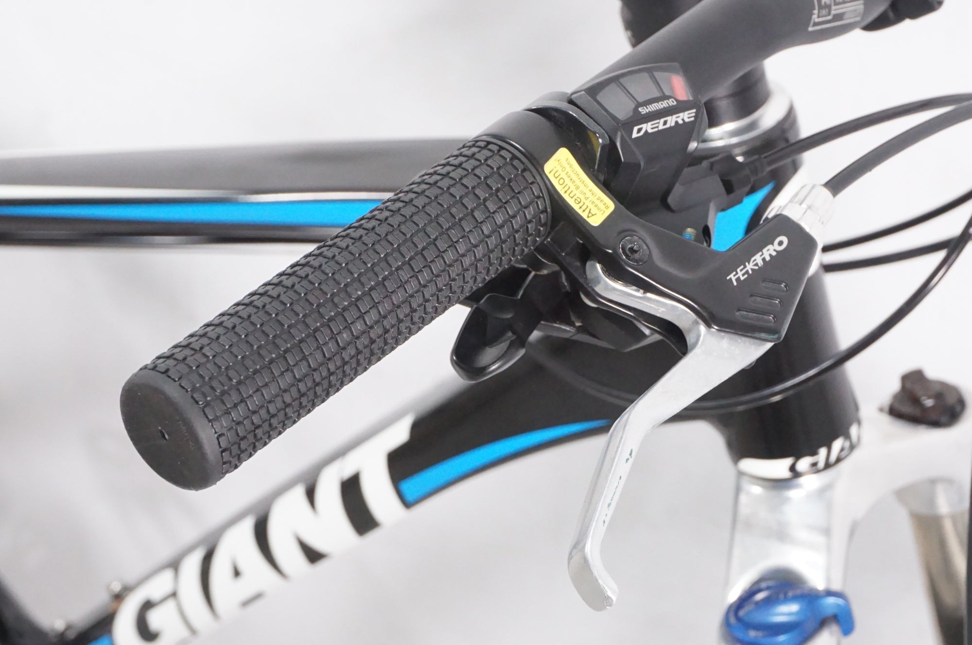 GIANT 「ジャイアント」 TALON 2012年モデル マウンテンバイク / AKIBA店