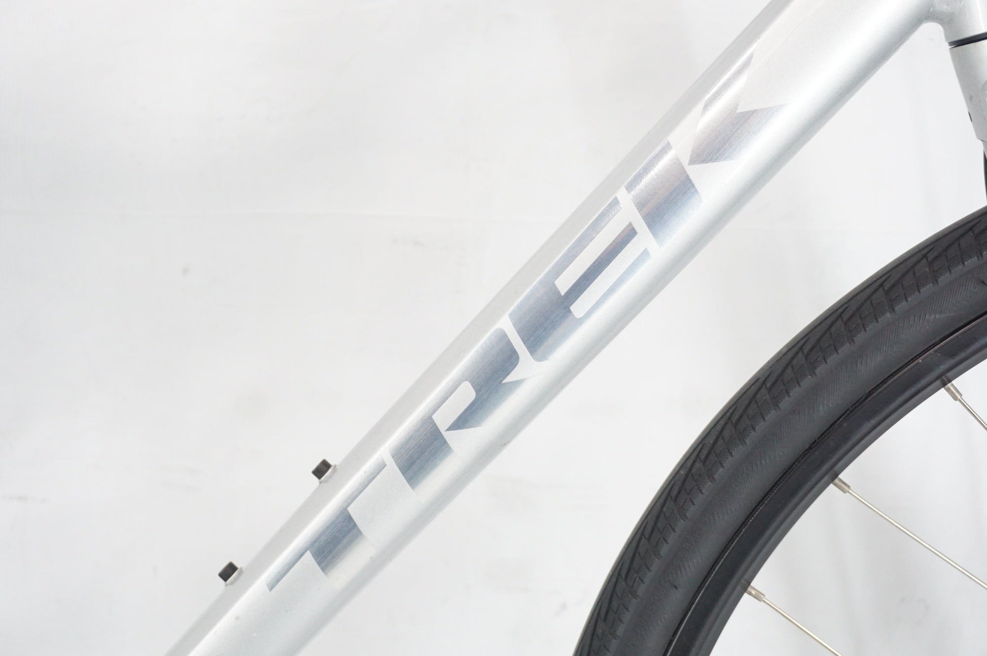 TREK 「トレック」 FX2 DISC 2022-23年モデル クロスバイク / 阪急塚口店