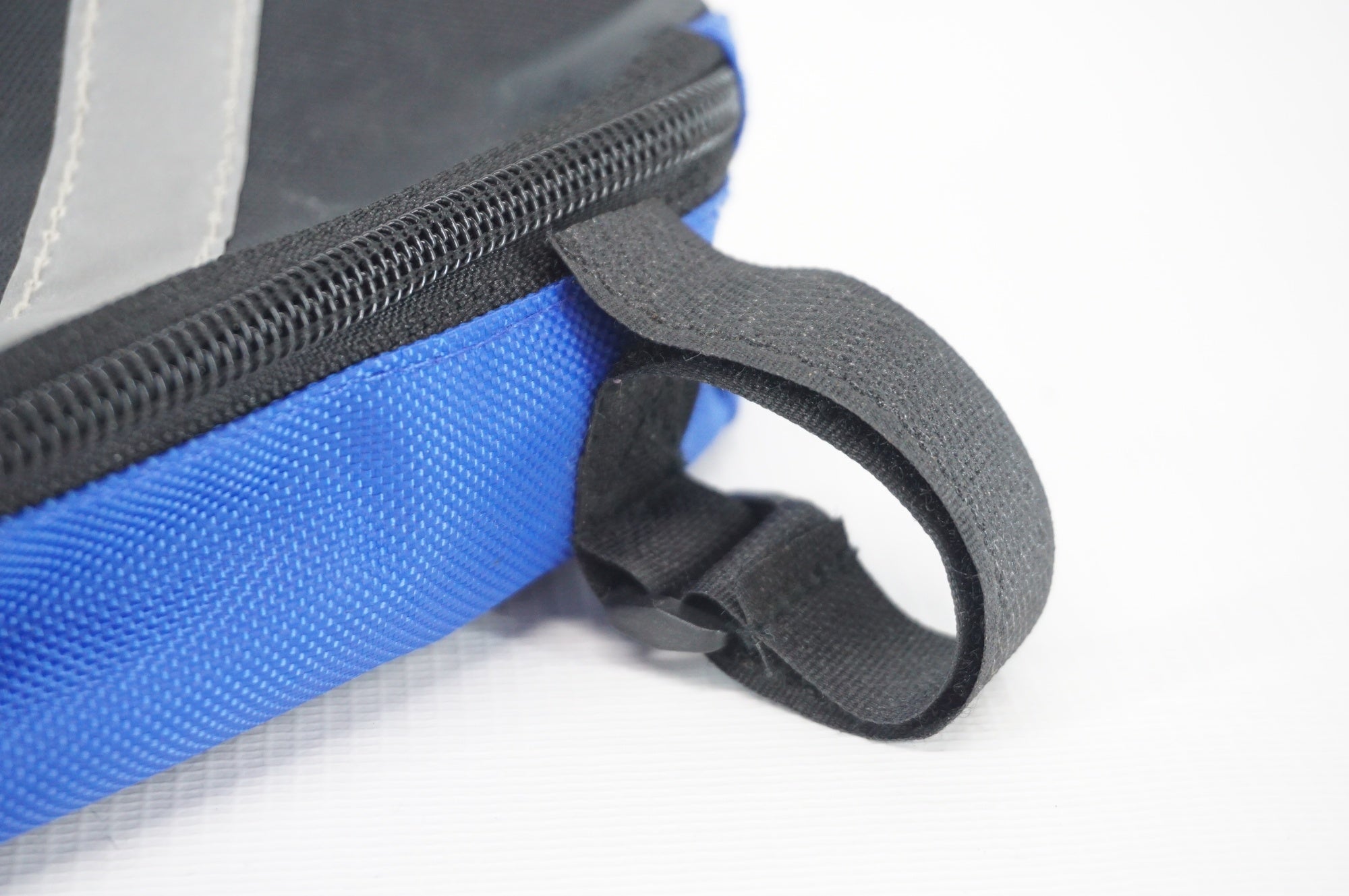 ROSWHEEL 「ロスウィール」 トライアングル フレームバッグ / 阪急塚口店