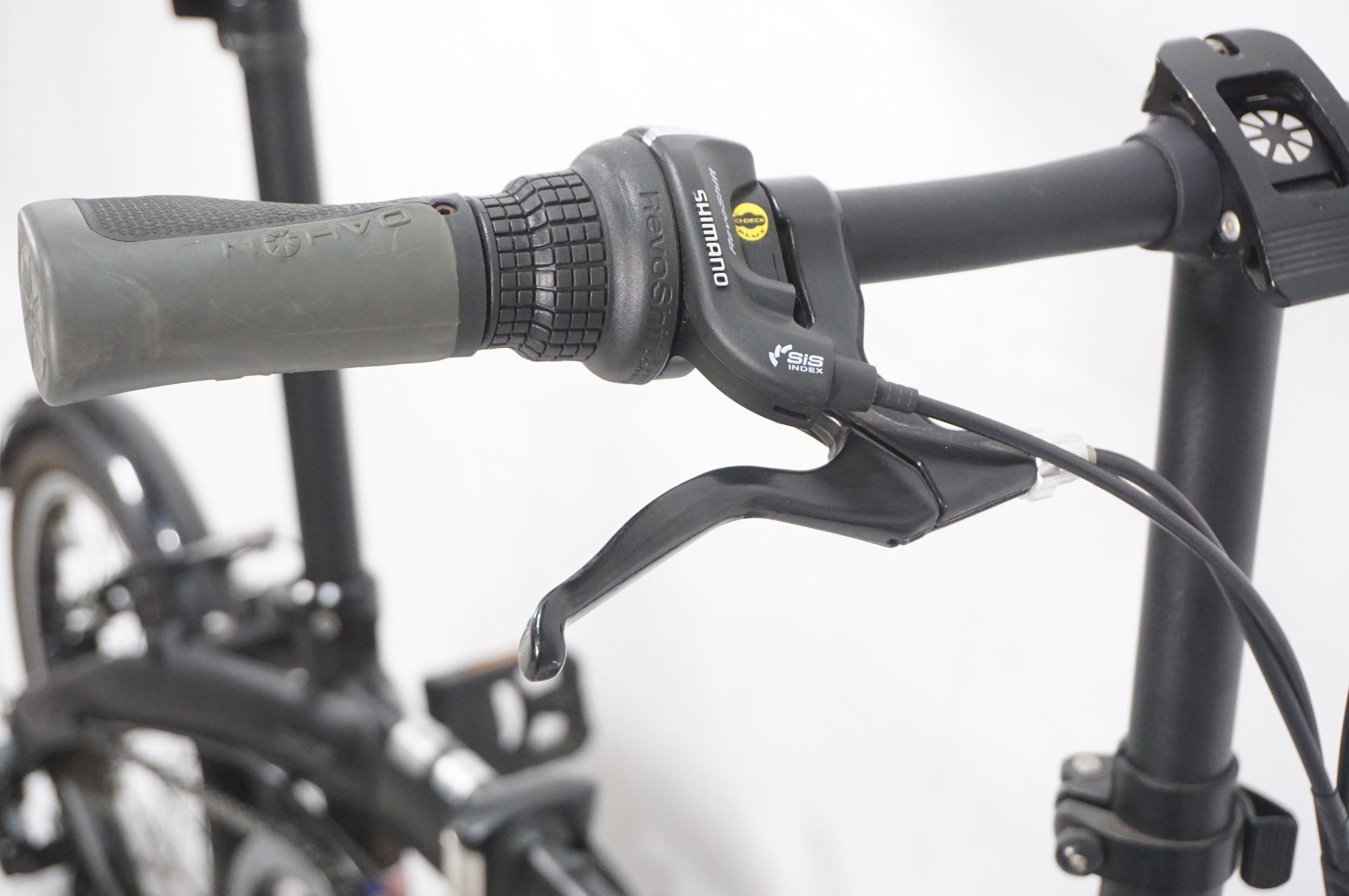 DAHON 「ダホン」 CURVE D7 2017年モデル 16インチ 折り畳み自転車