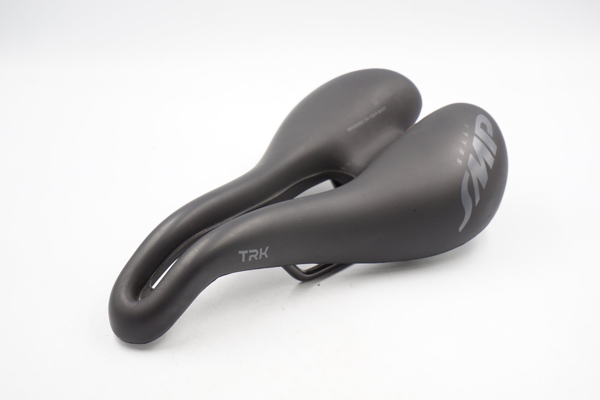 SELLE SMP 「セラエスエムピー」 TRK サドル / 奈良店