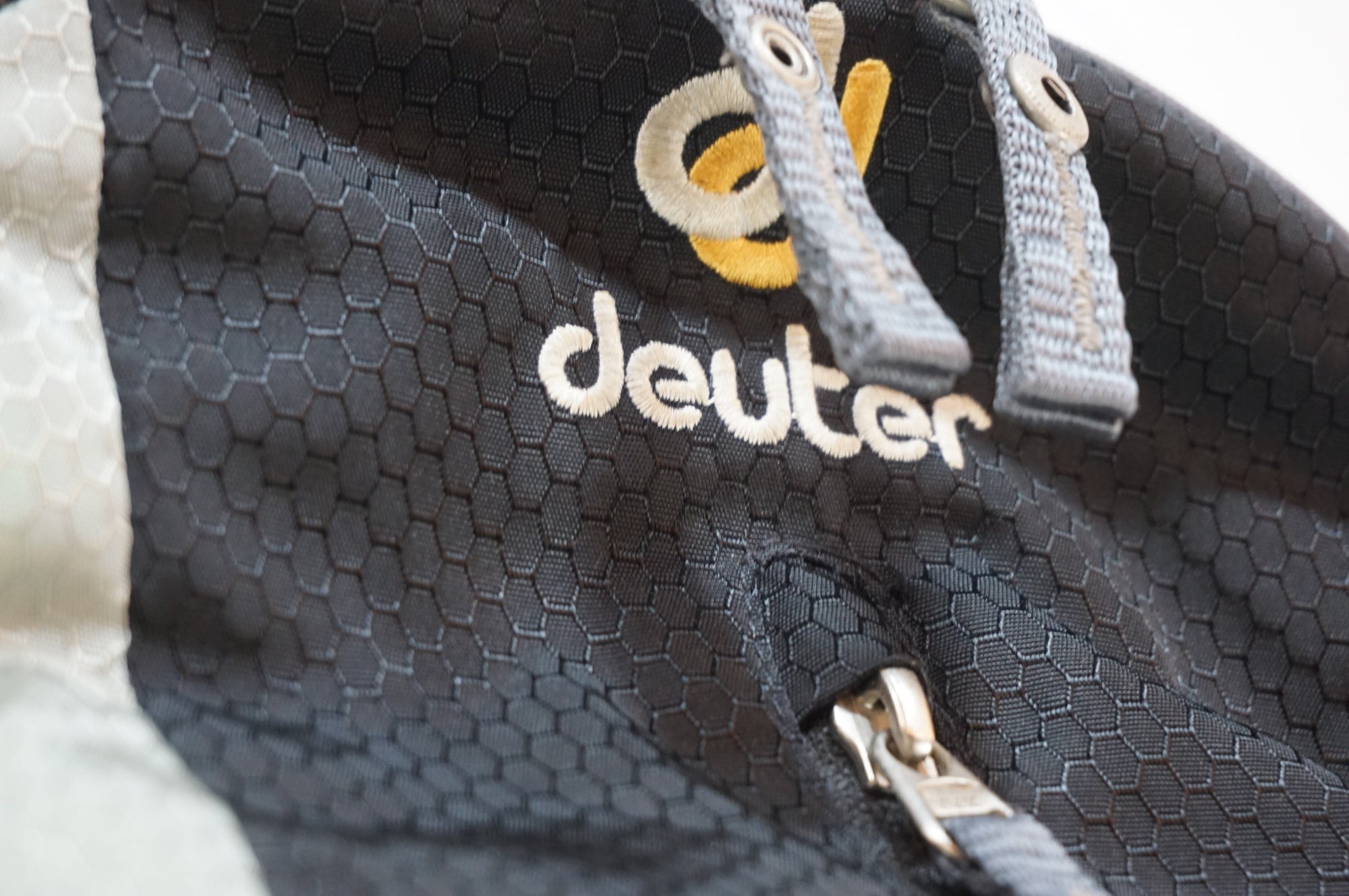 DEUTER 「ドイター」 RACE X バックパック / 浦和ベース