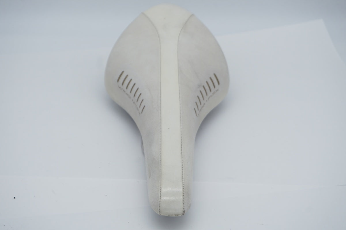 FIZIK 「フィジーク」 ARIONE WING FLEX サドル / 滋賀大津店