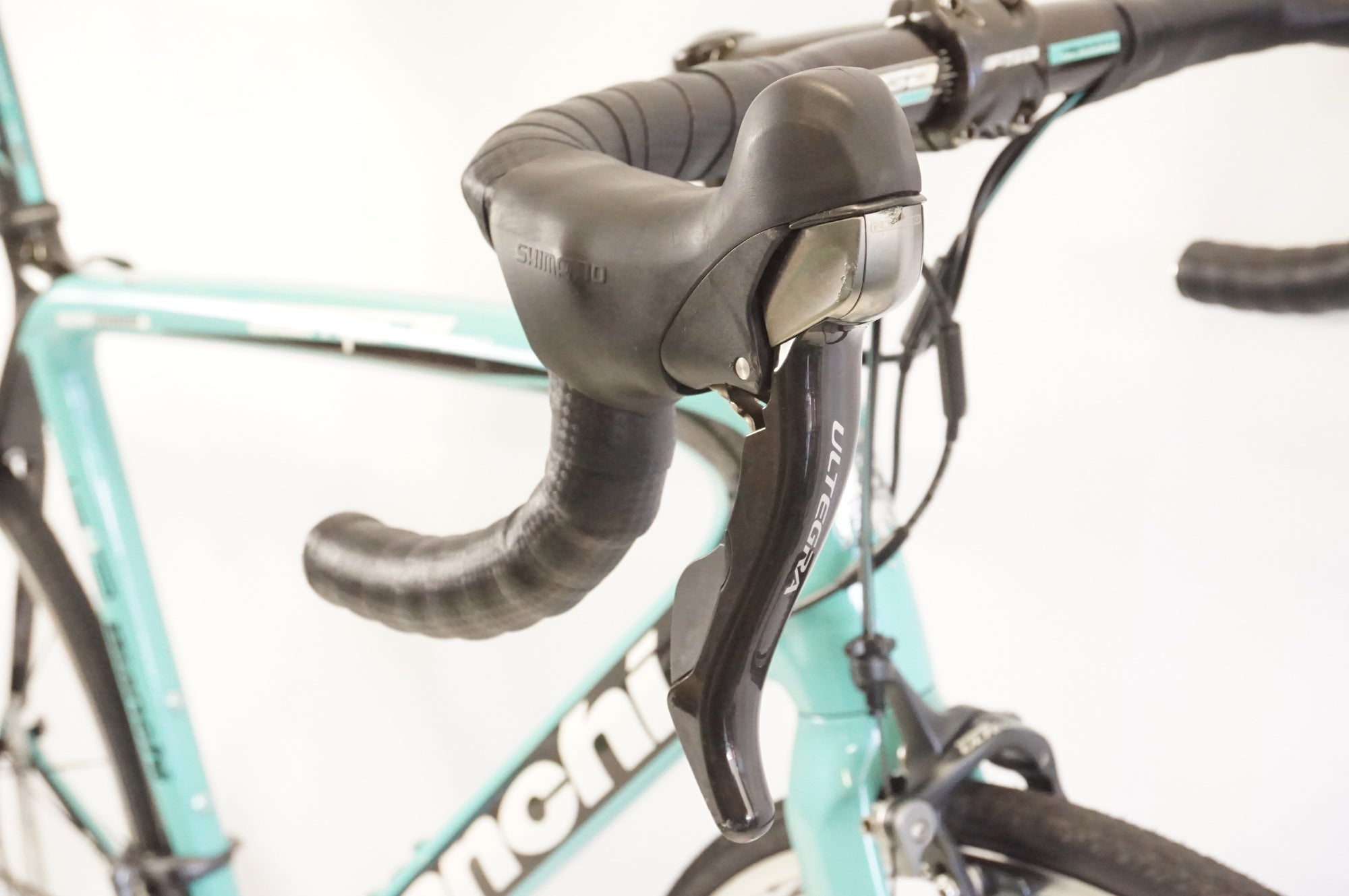 （美品）BIANCHI ビアンキSEMPRE PRO ULTEGRA サイズ50 BIANCHI SEMPRE PRO(ビアンキ センプレ プロ)ULTEGRA完成車 2016