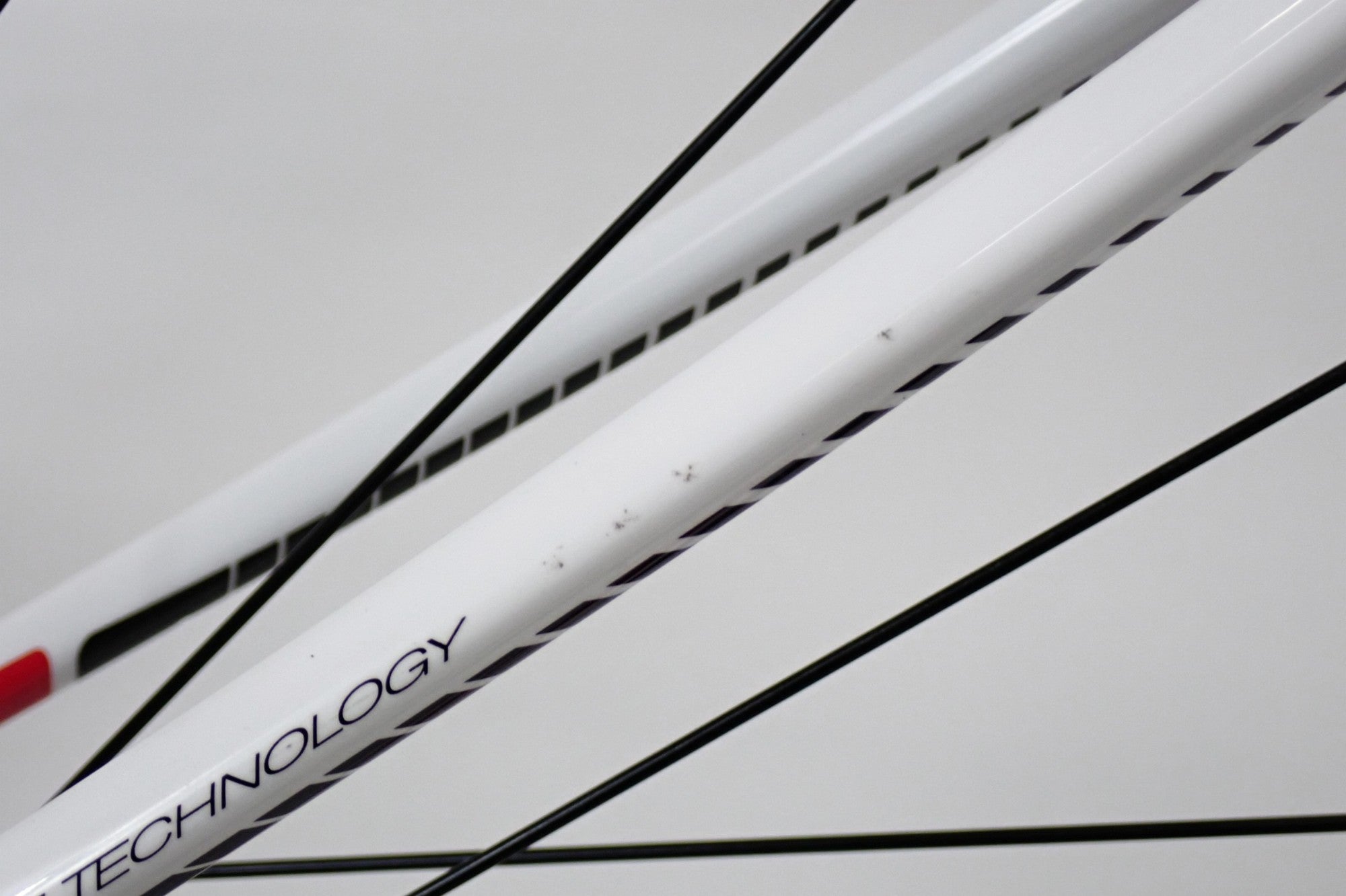 BH 「ビーエイチ」 QUARTZ 2016年モデル ロードバイク / 伊勢崎店