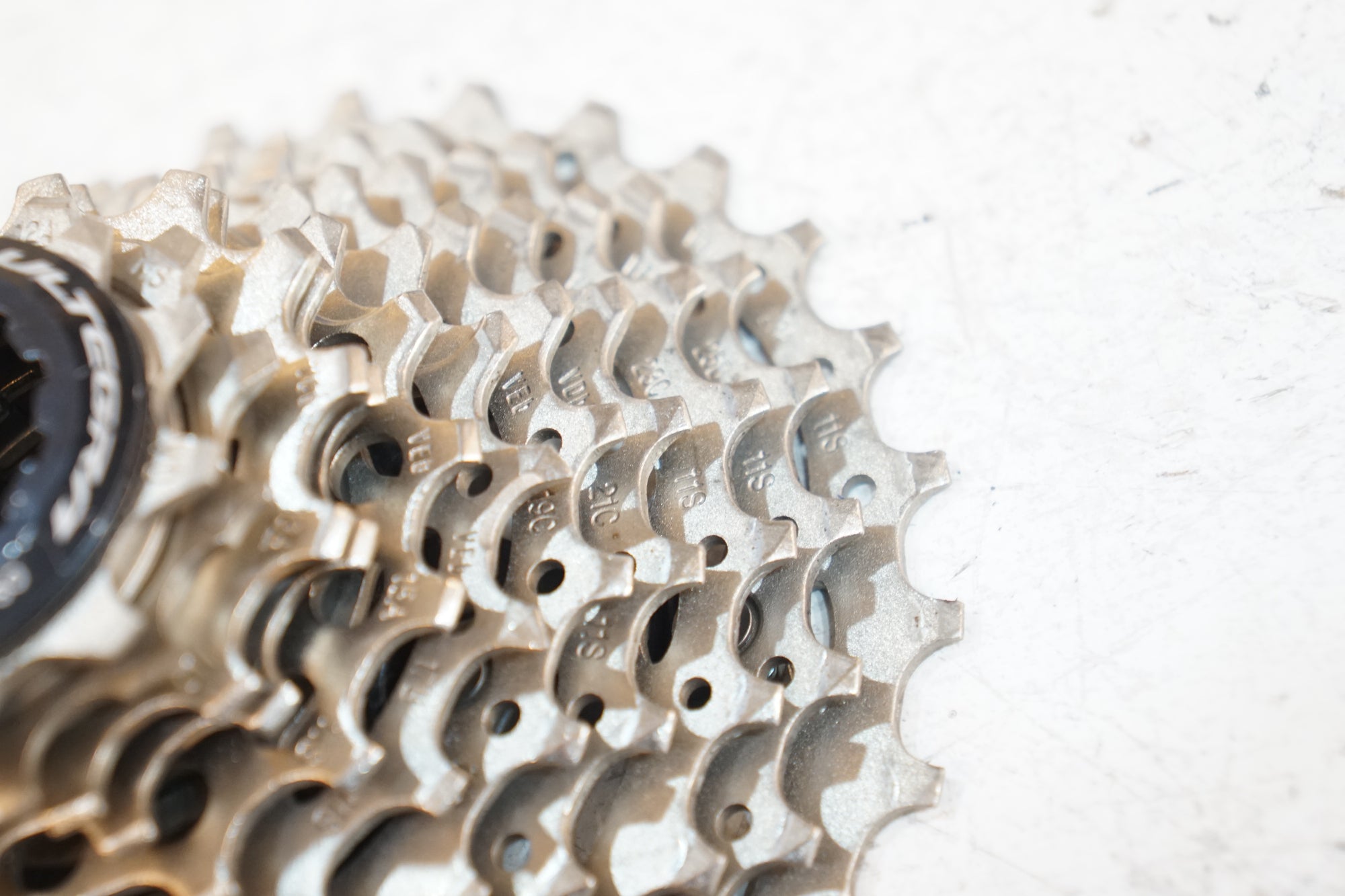 SHIMANO 「シマノ」 ULTEGRA CS-R8000 11-28T 11S スプロケット / バイチャリ浦和ベース