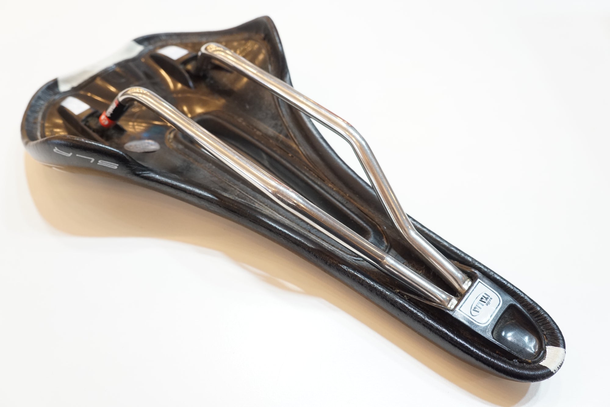 SELLE ITALIA 「セラ イタリア」 SLR TEAM EDITION サドル / バイチャリ浦和ベース