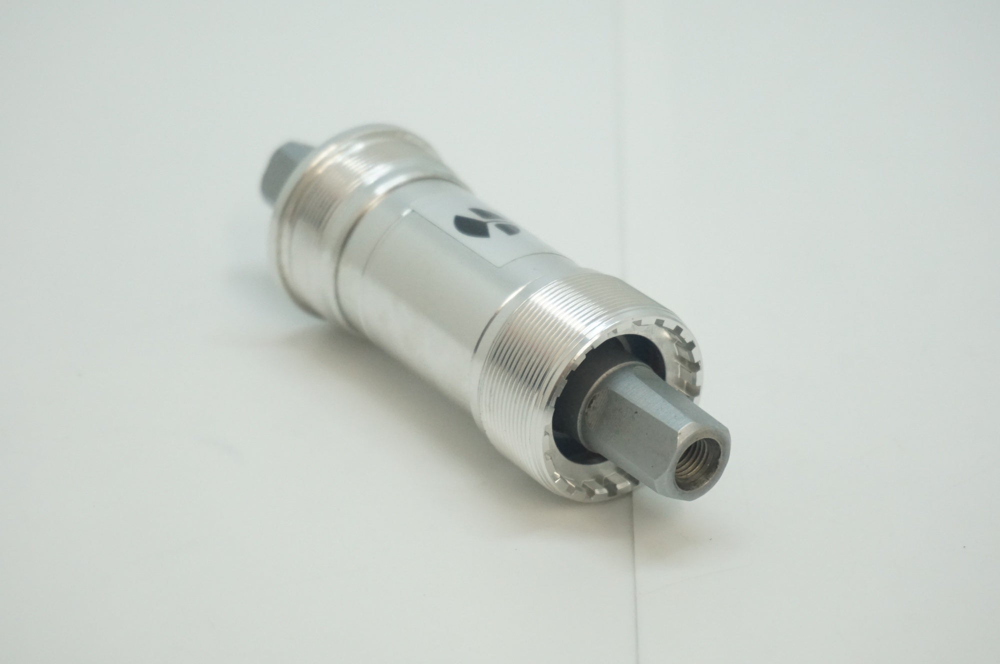 TANGE 「タンゲ」 LN7922 ボトムブラケット / 福岡店 ｜ バイチャリ