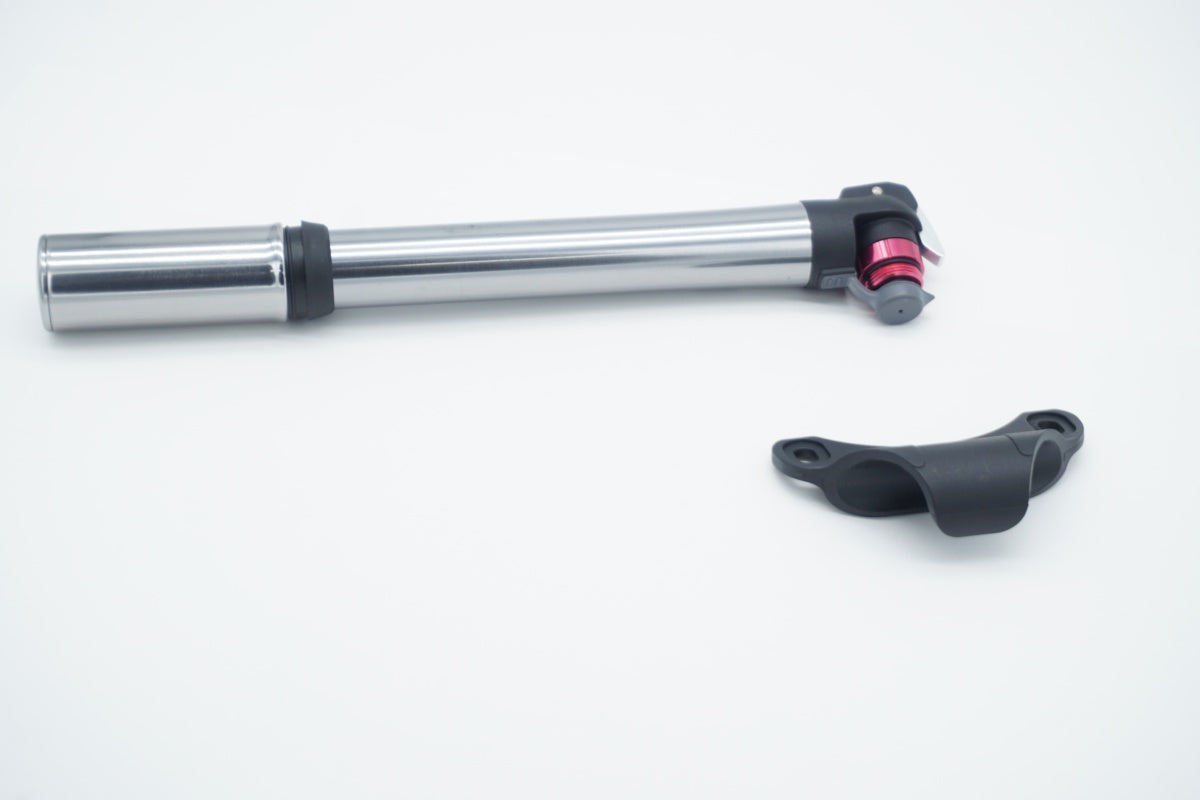 LIBIQ 「リビック」 携帯ポンプ / 滋賀大津店