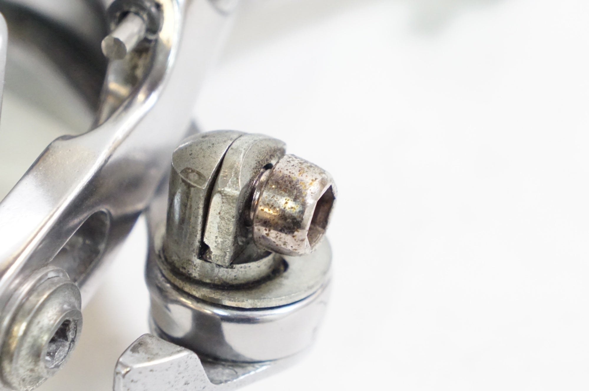 SHIMANO 「シマノ」 BR-R561 ブレーキキャリパー / 熊谷本店