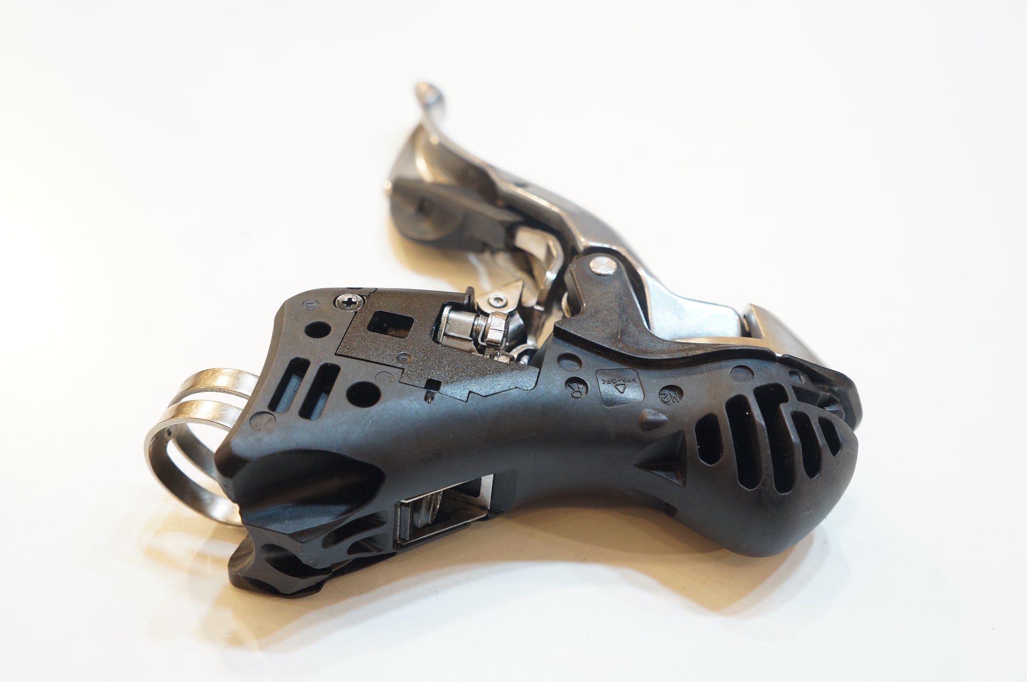 SHIMANO 「シマノ」 105 ST-5700 デュアルコントロールレバー / バイチャリ浦和ベース