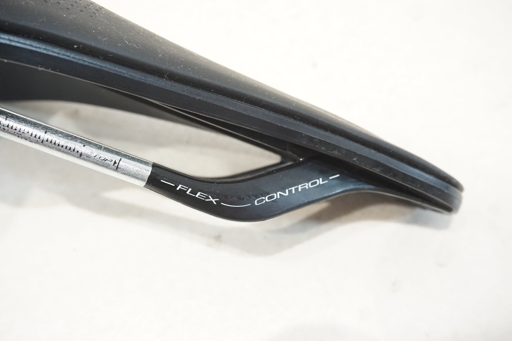 SELLE ITALIA 「セライタリア」 MODEL X BOOST スチールレール サドル / 横浜戸塚店