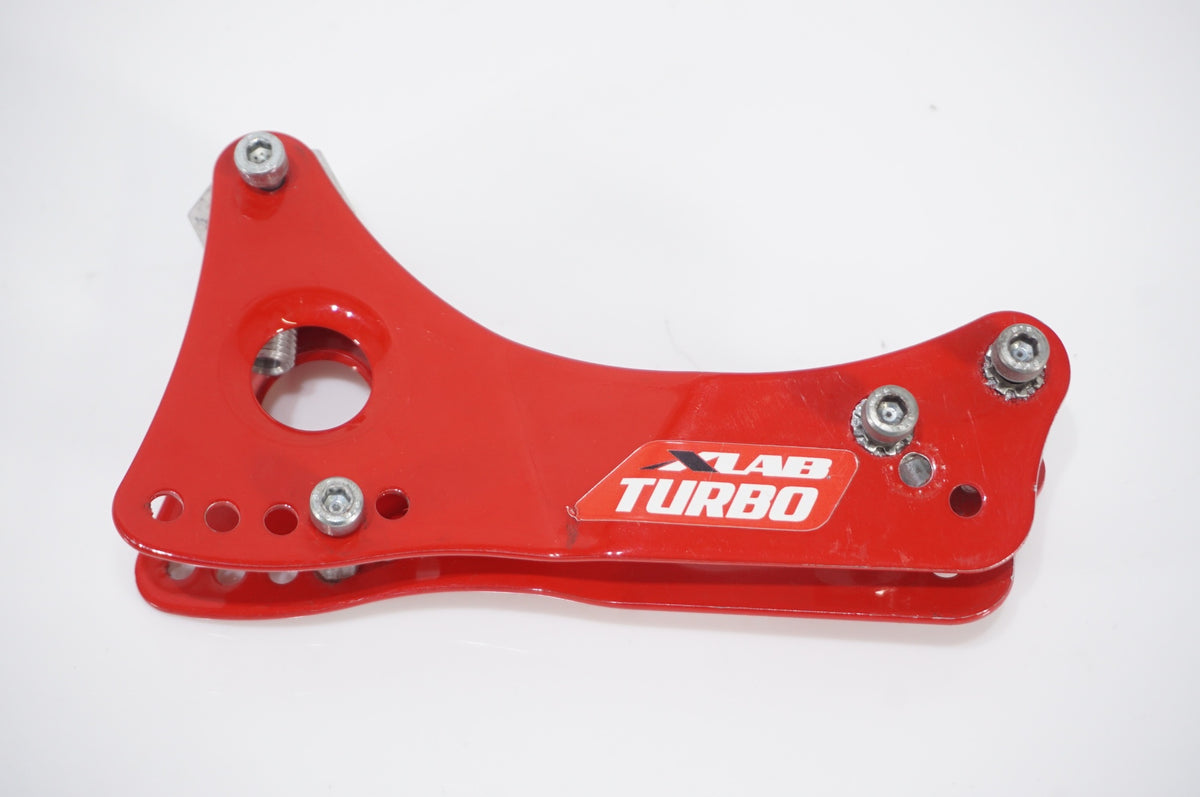 XLAB 「エックスラボ」 TURBO WING-REAR ボトルケージマウント / AKIBA店