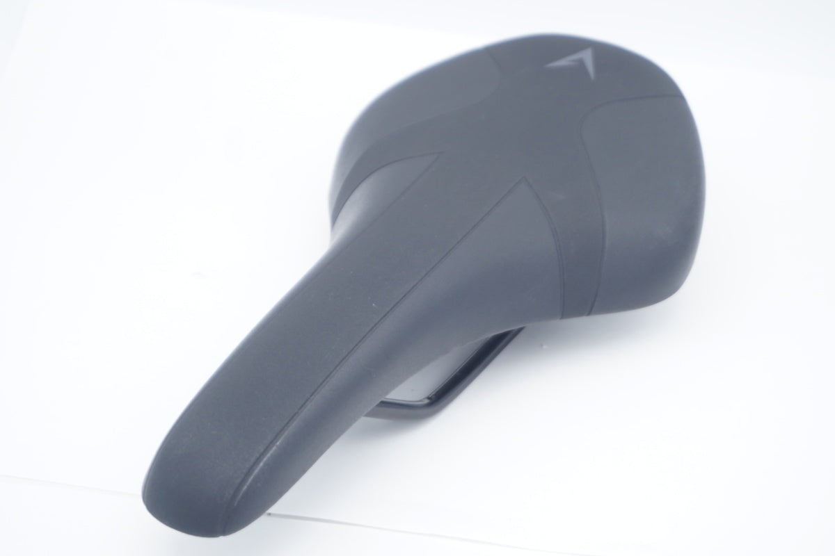 VELOMANN 「ヴェロマーン」 サドル / 滋賀大津店