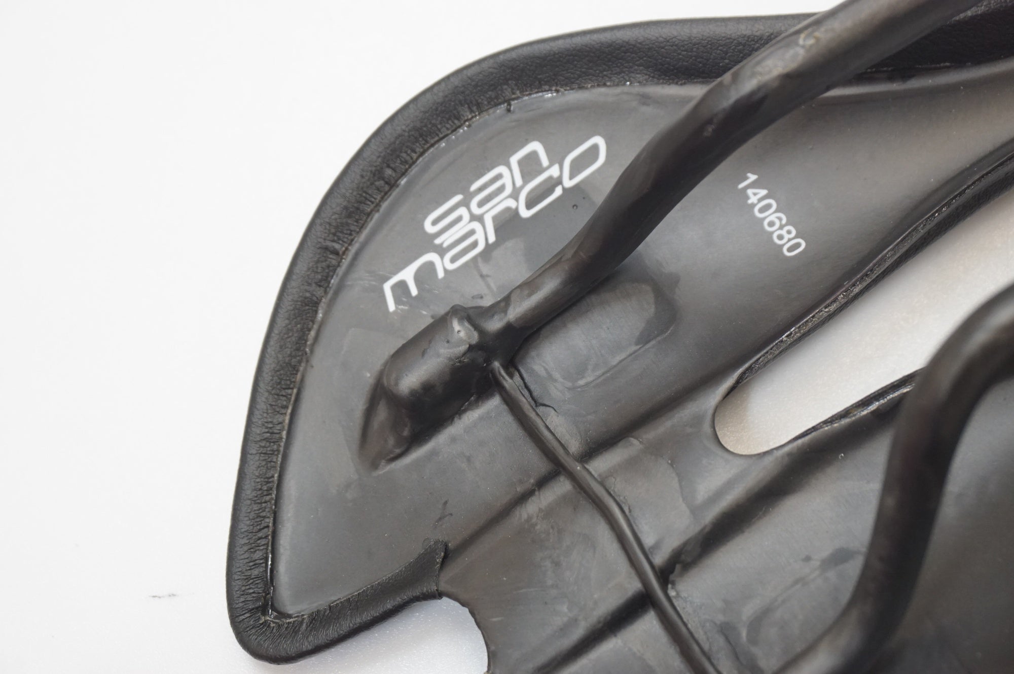 SELLE SAN MARCO 「セラサンマルコ」 ASPIDE SUPERLEGGERA サドル / 福岡店