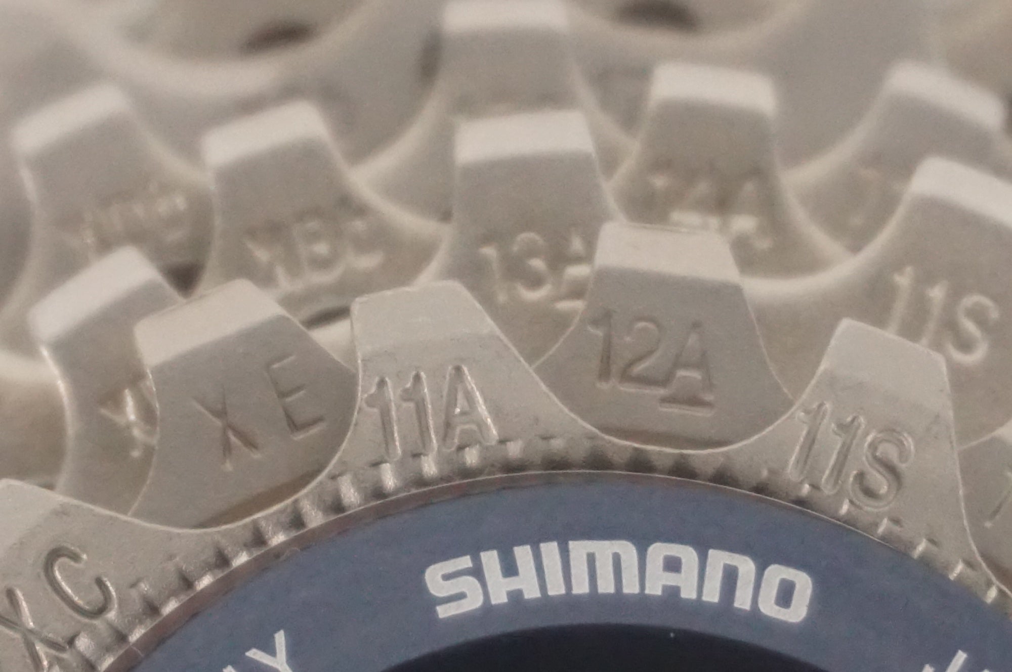 SHIMANO 「シマノ」 ULTEGRA CS-R8000 11-25T スプロケット / AKIBA店