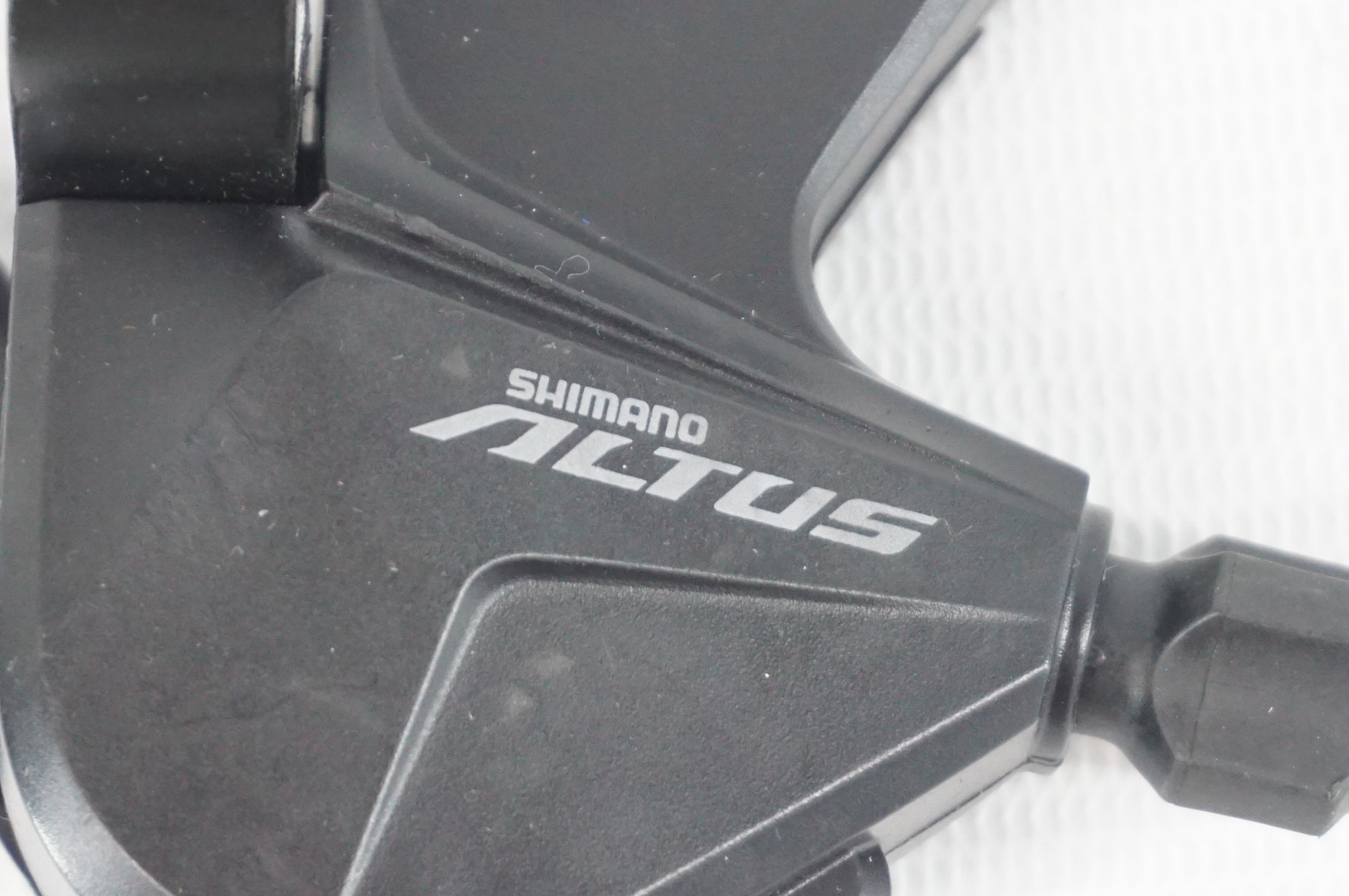 SHIMANO 「シマノ」 ALTUS SL-M2010 9s 右のみ ラピッドファイヤーシフター / 阪急塚口店