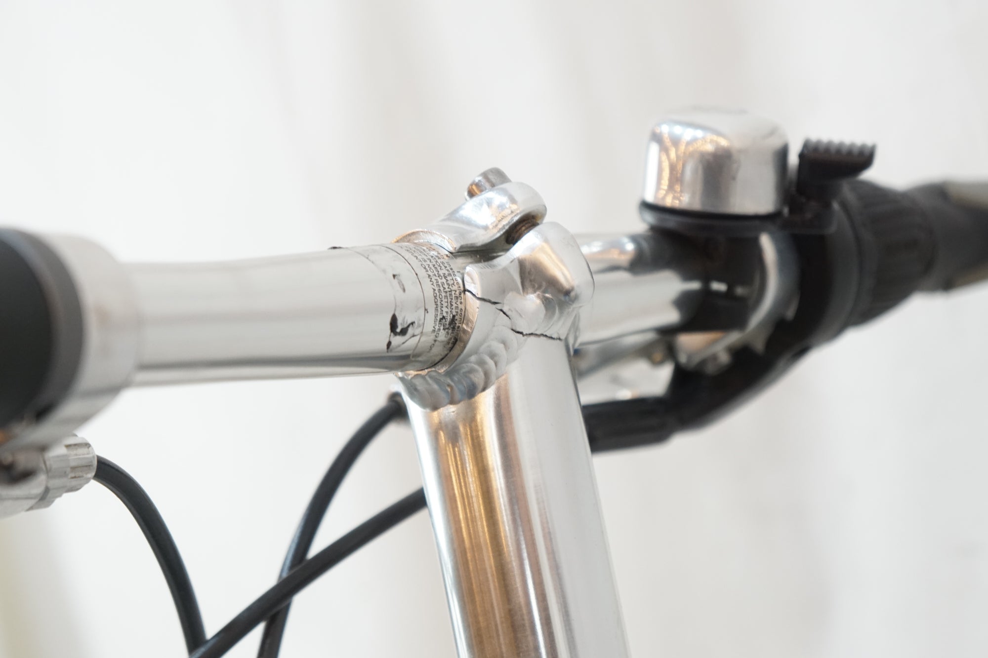 ジャンク PEUGEOT 「プジョー」 PACIFIC 18 2012年頃 18インチ