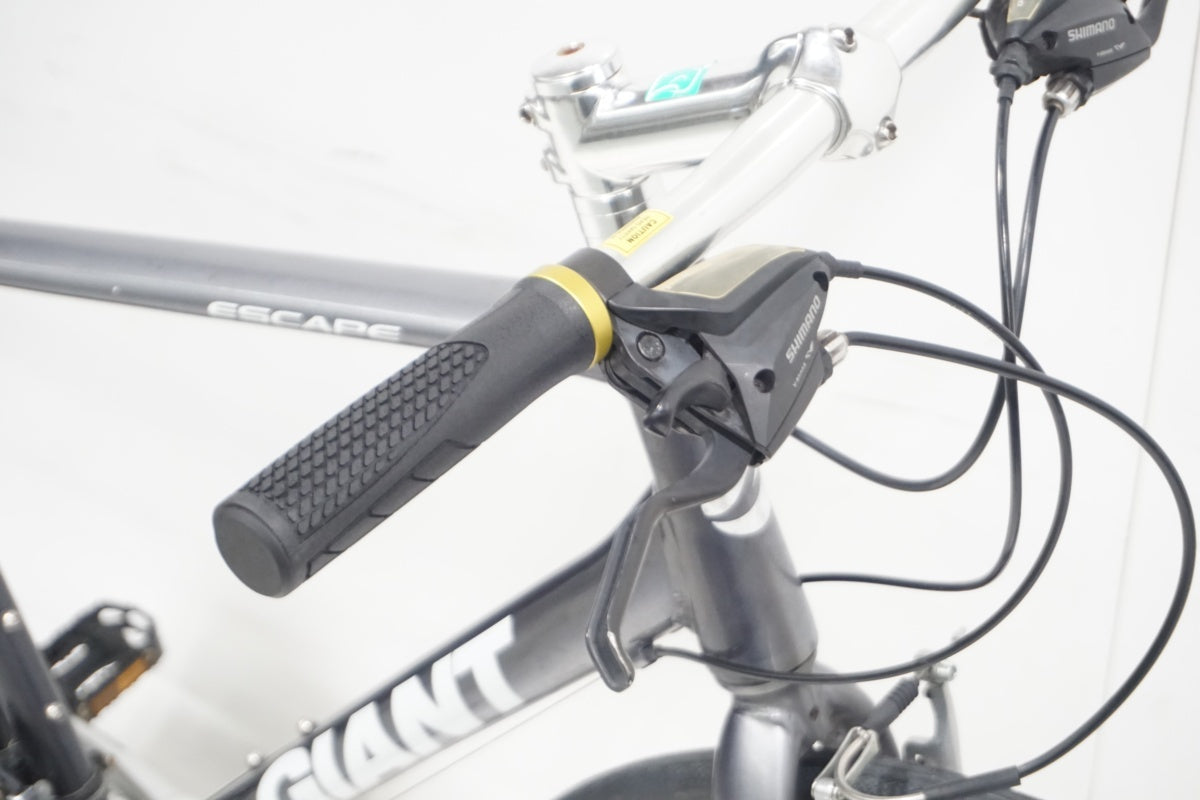 GIANT 「ジャイアント」 ESCAPE R3 2017年モデル クロスバイク / 滋賀大津店