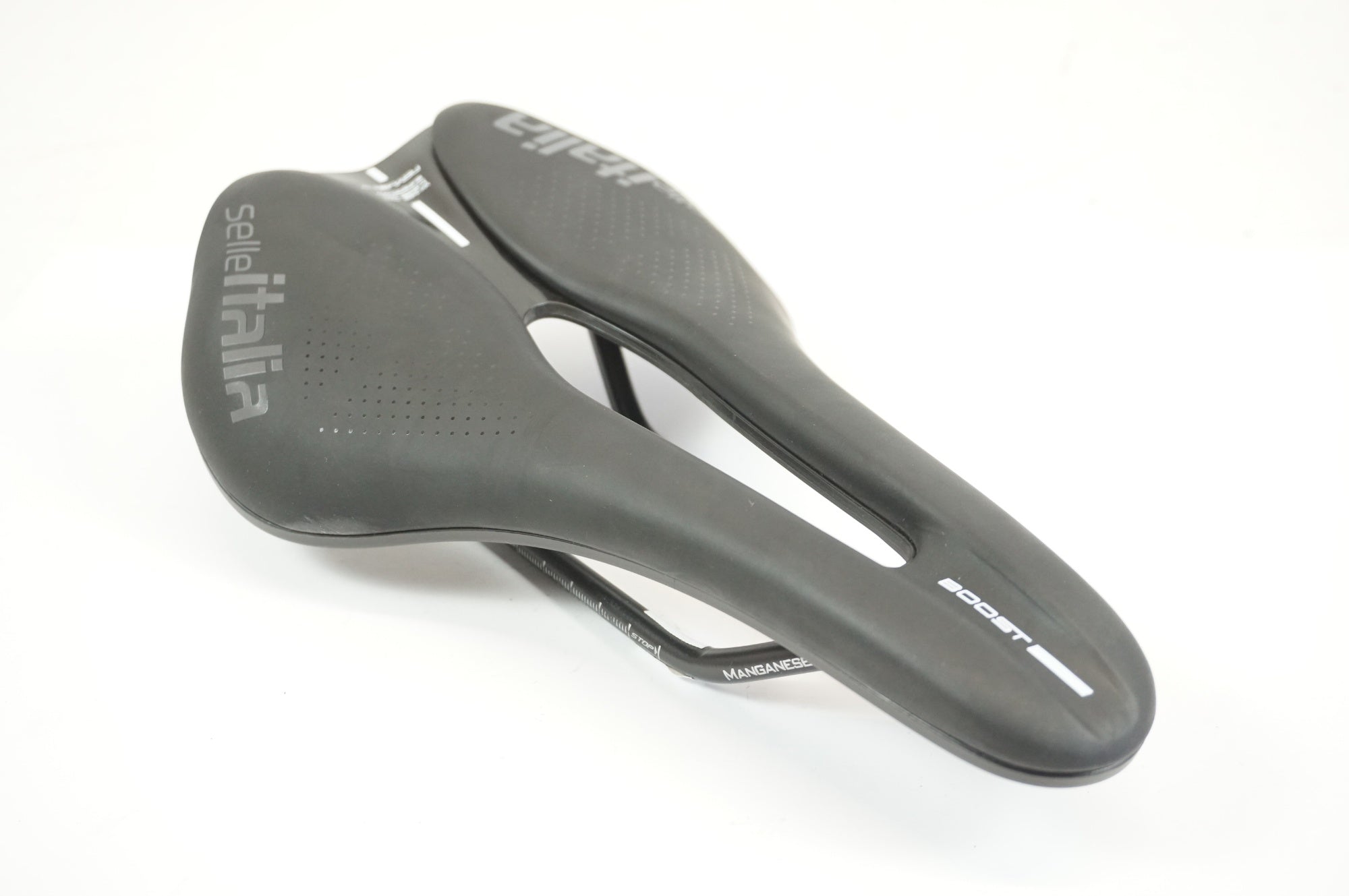 SELLE ITALIA 「セライタリア」 NOVUS BOOST EVO SUPERFLOW サドル / 宇都宮店