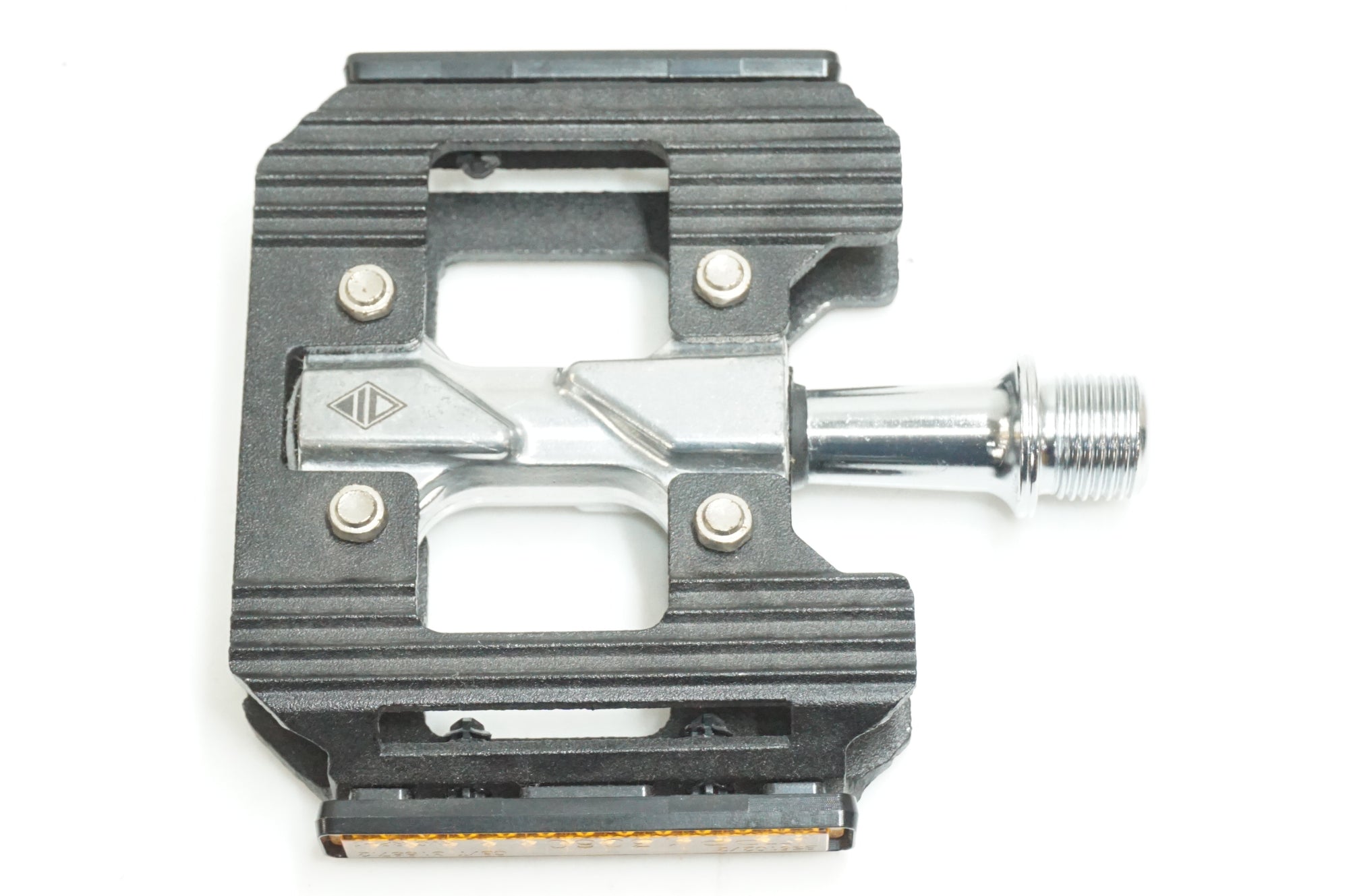 ADEPT 「アデプト」 MIDWAY ペダル / 大宮店