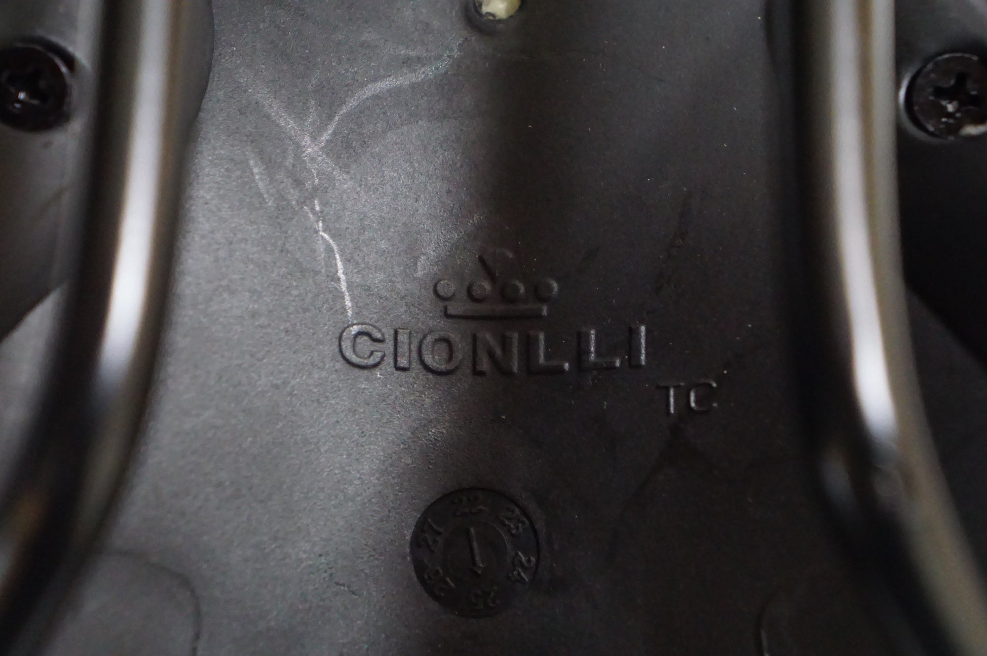 BRIDGESTONE 「ブリジストン」 サドル / 熊谷本店