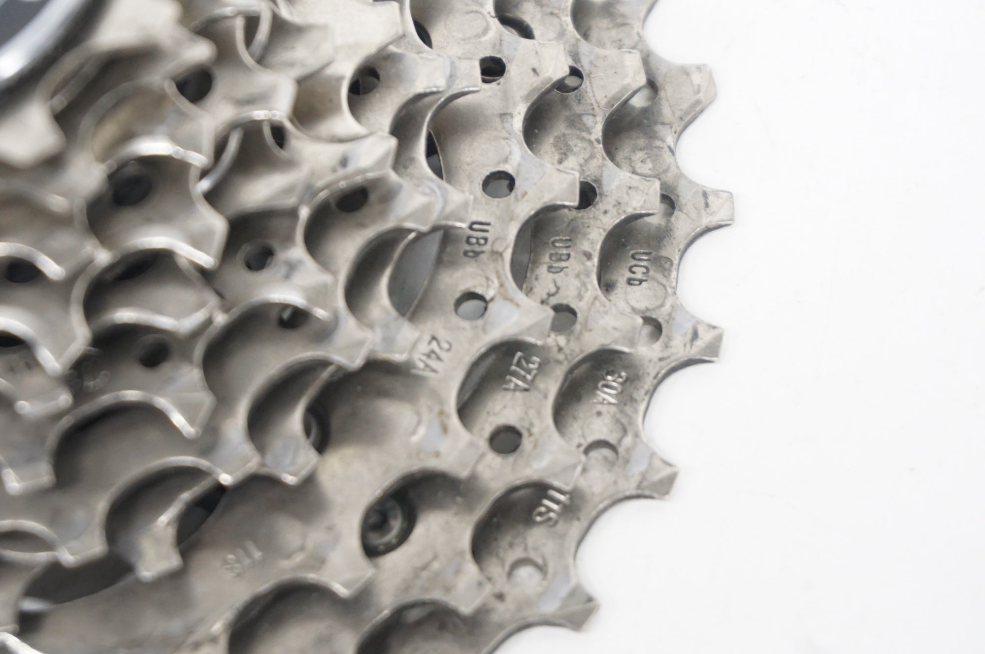 SHIMANO 「シマノ」 105 CS-R7000 11-30T スプロケット / 阪急塚口店