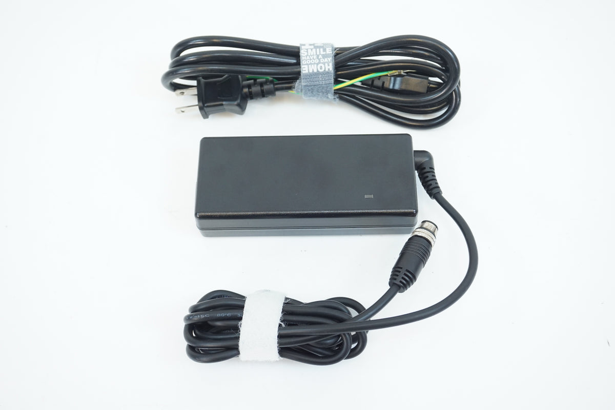 BESV 「ベスビー」 JR1 2021年モデル 700C e-BIKE / 有明ガーデン店