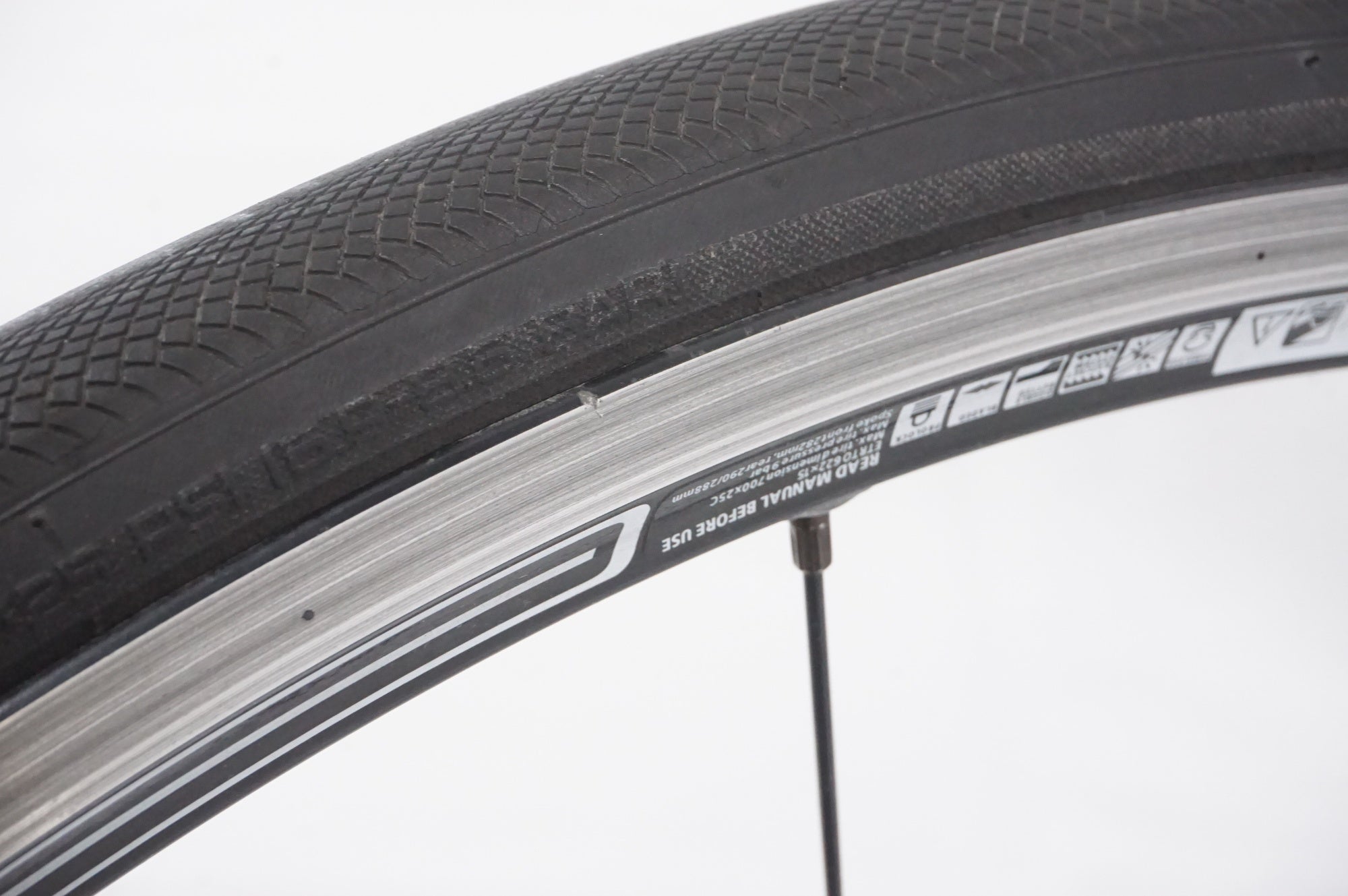 DT SWISS「ディーティースイス」R1650 ホイールセット / AKIBA店