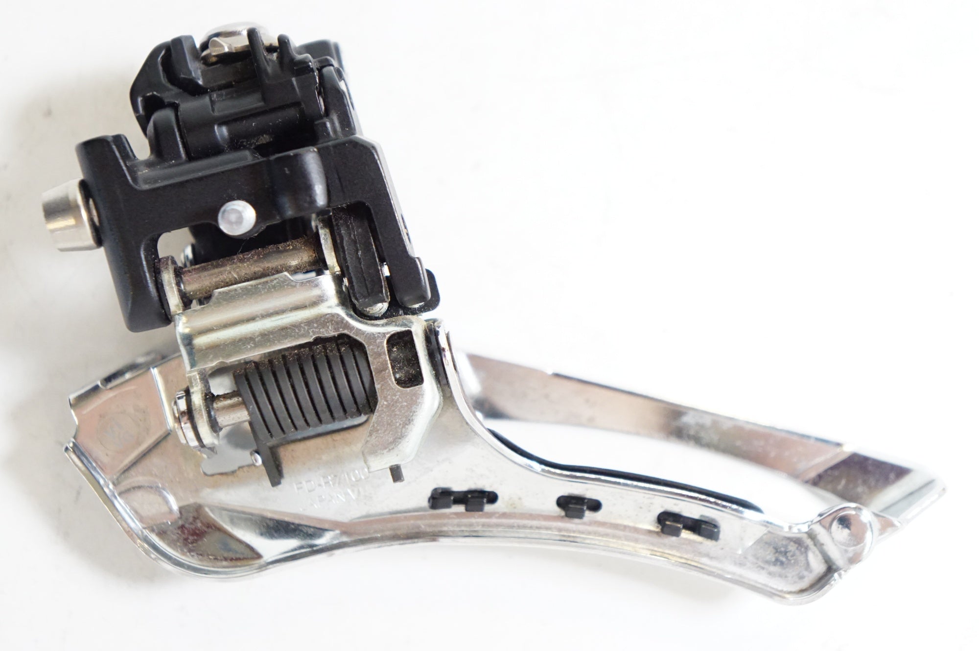 SHIMANO 「シマノ」 105 FD-R7000 フロントディレイラー / 熊谷本店