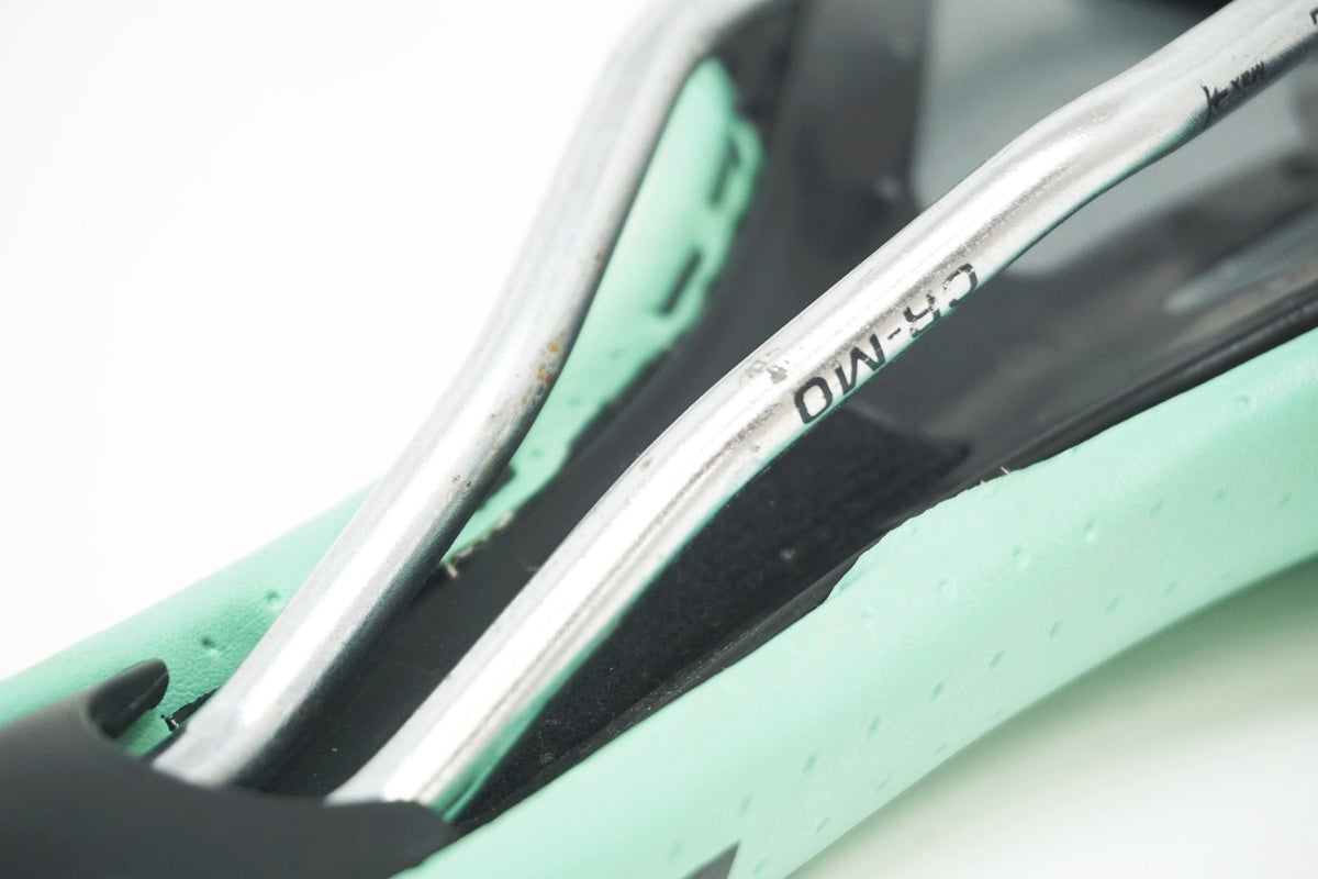 VELO 「ベロ」 BIANCHI サドル / 大阪美原北インター店