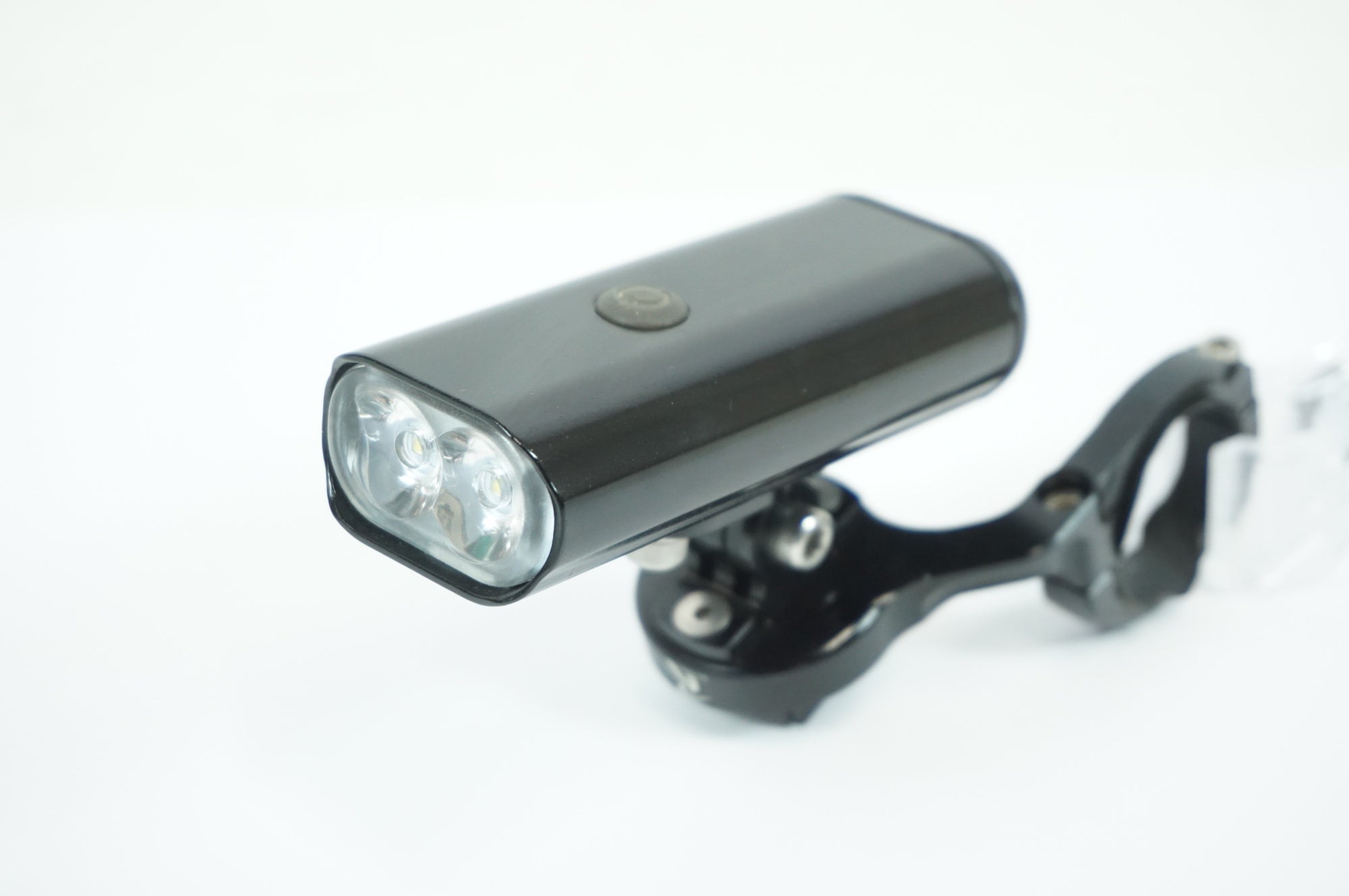 LEZYNE 「レザイン」 600XL フロントライト / 宇都宮店