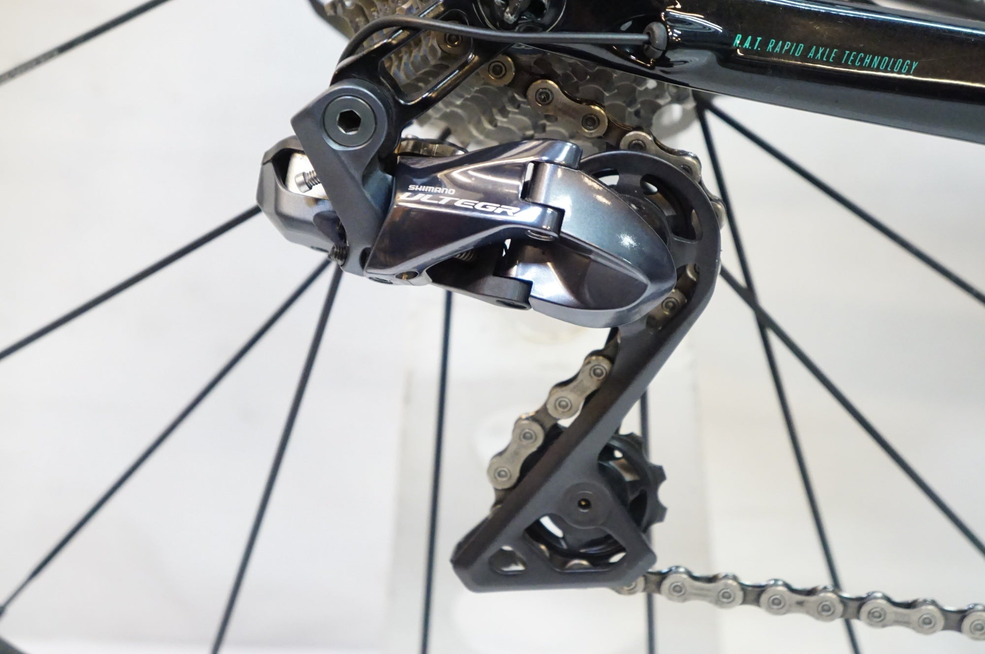 FOCUS 「フォーカス」 IZALCO MAX DISC 9 ULTEGRA Di2 2020年モデル ロードバイク / 熊谷本店