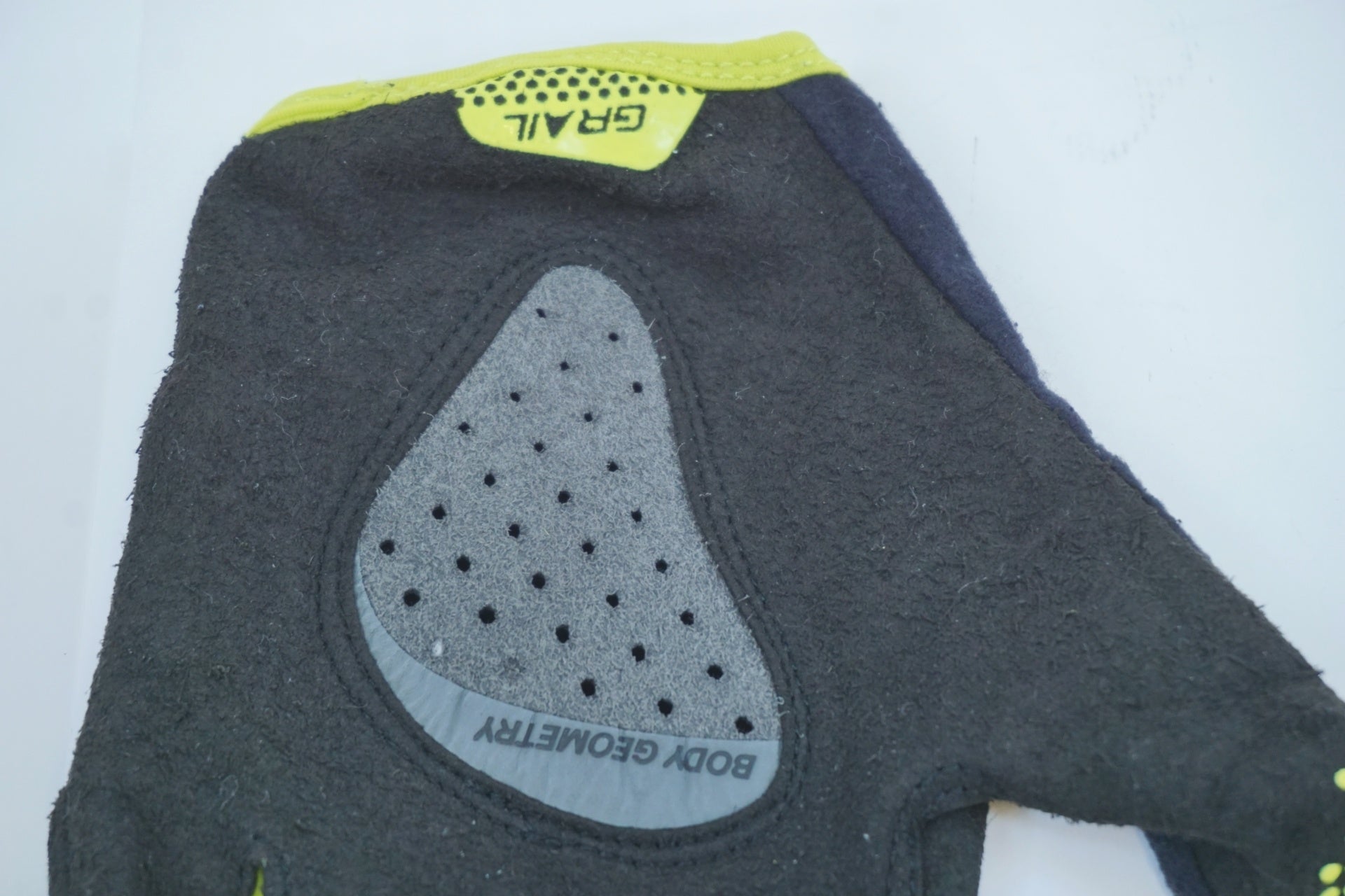 SPECIALIZED 「スペシャライズド」 BODY GEOMETRY GRAIL Lサイズ